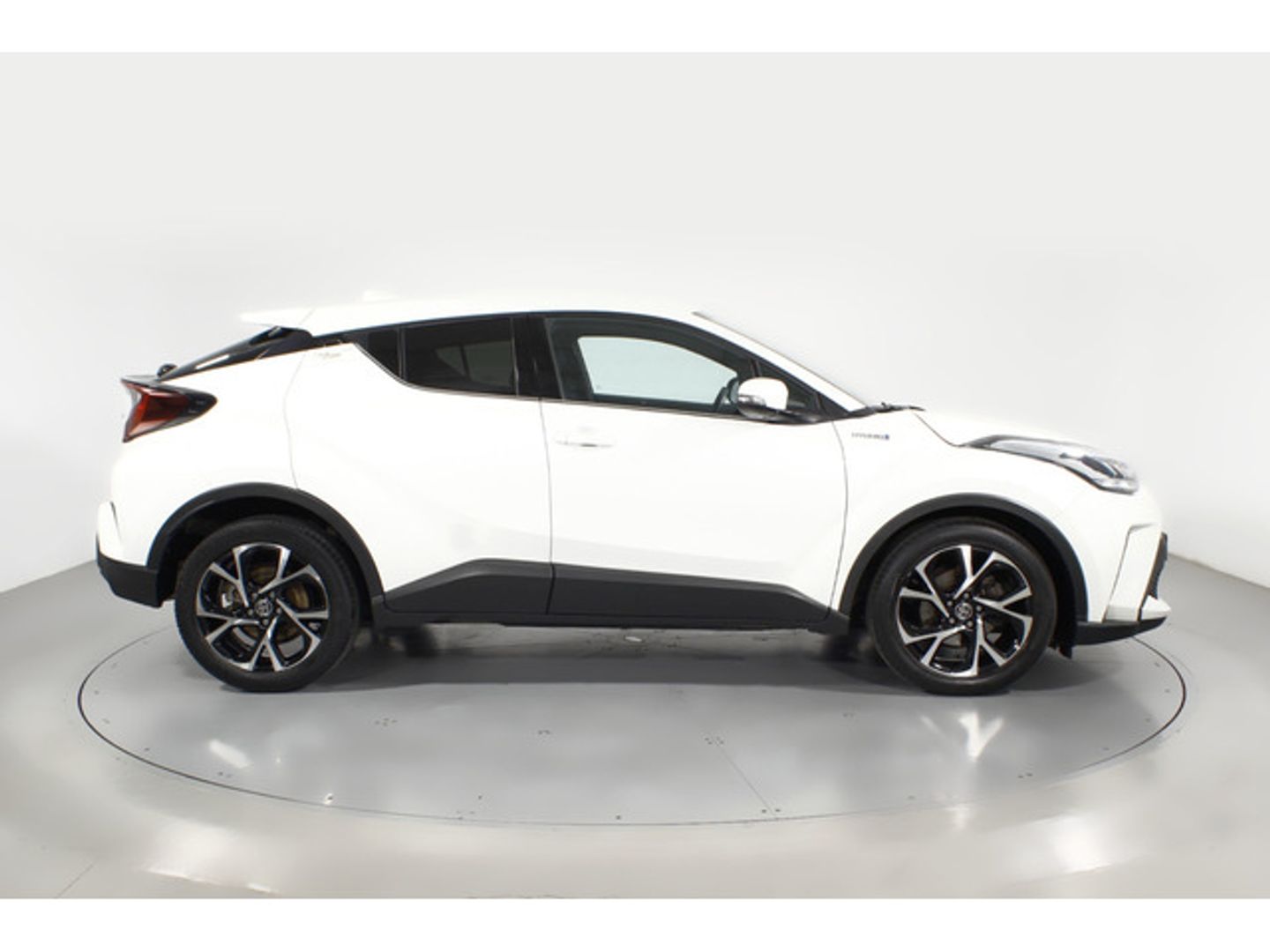 Toyota C-HR 1.8 125H Advance 90 kW (122 CV)