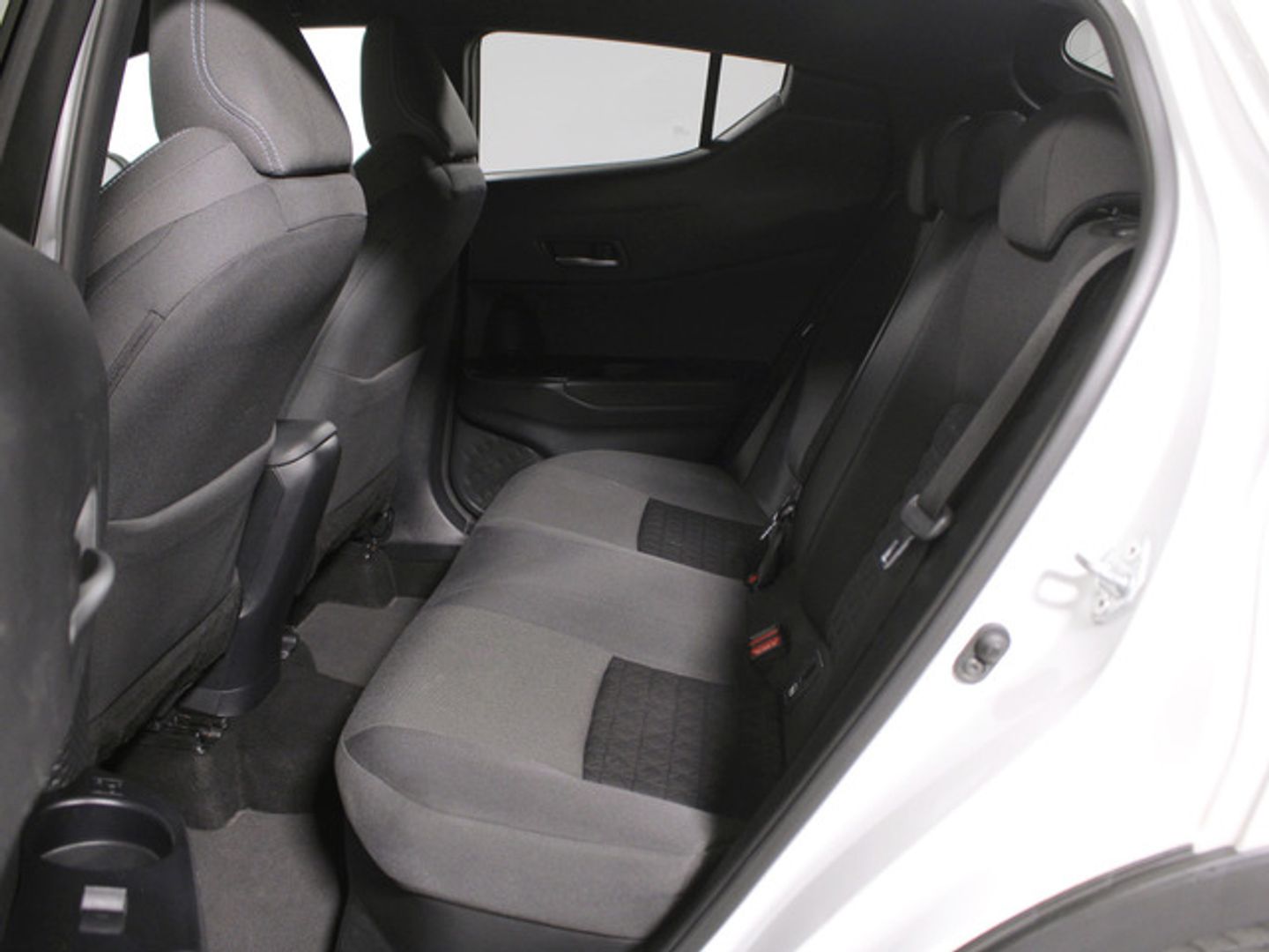 Toyota C-HR 1.8 125H Advance 90 kW (122 CV)