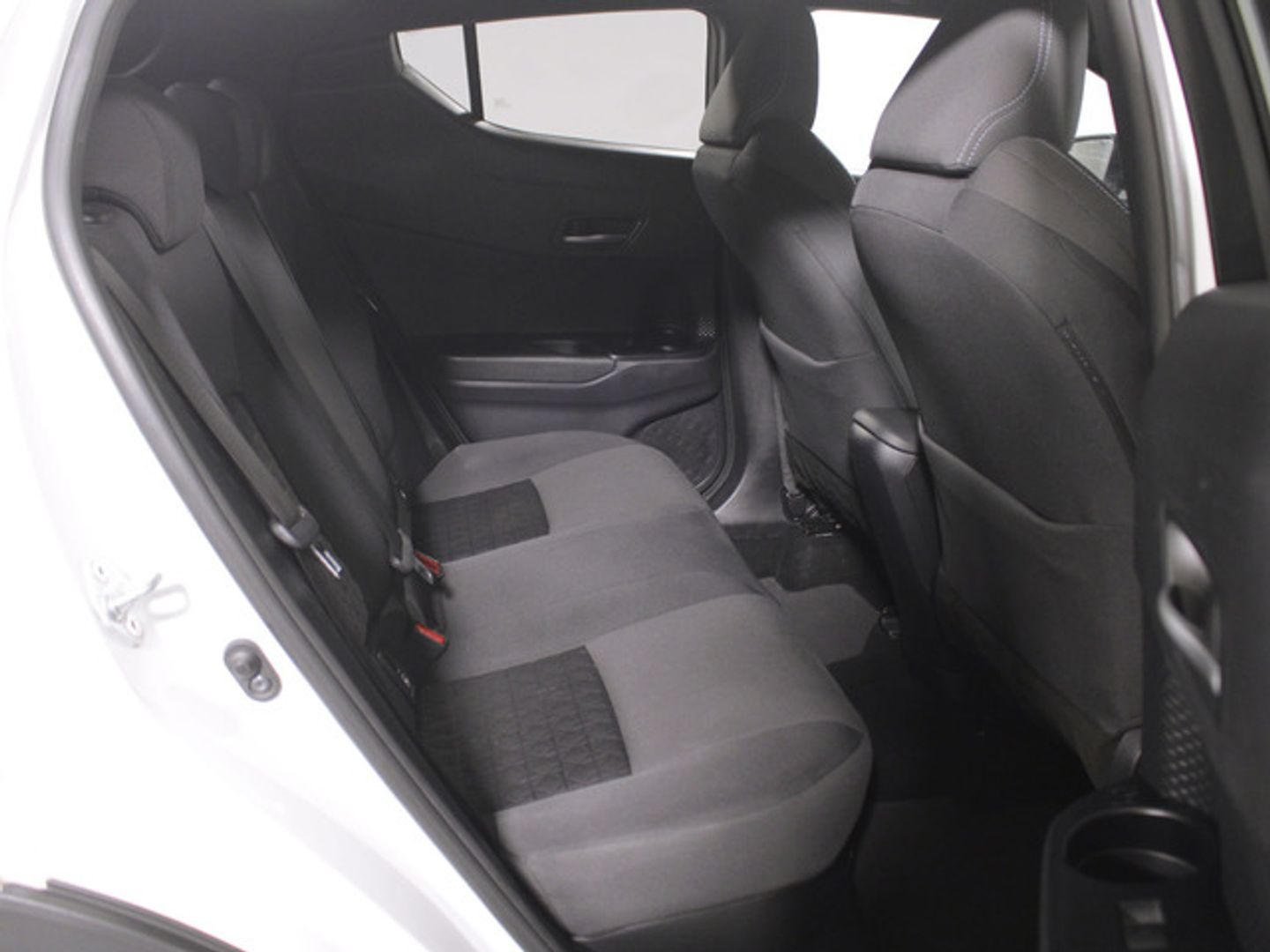 Toyota C-HR 1.8 125H Advance 90 kW (122 CV)