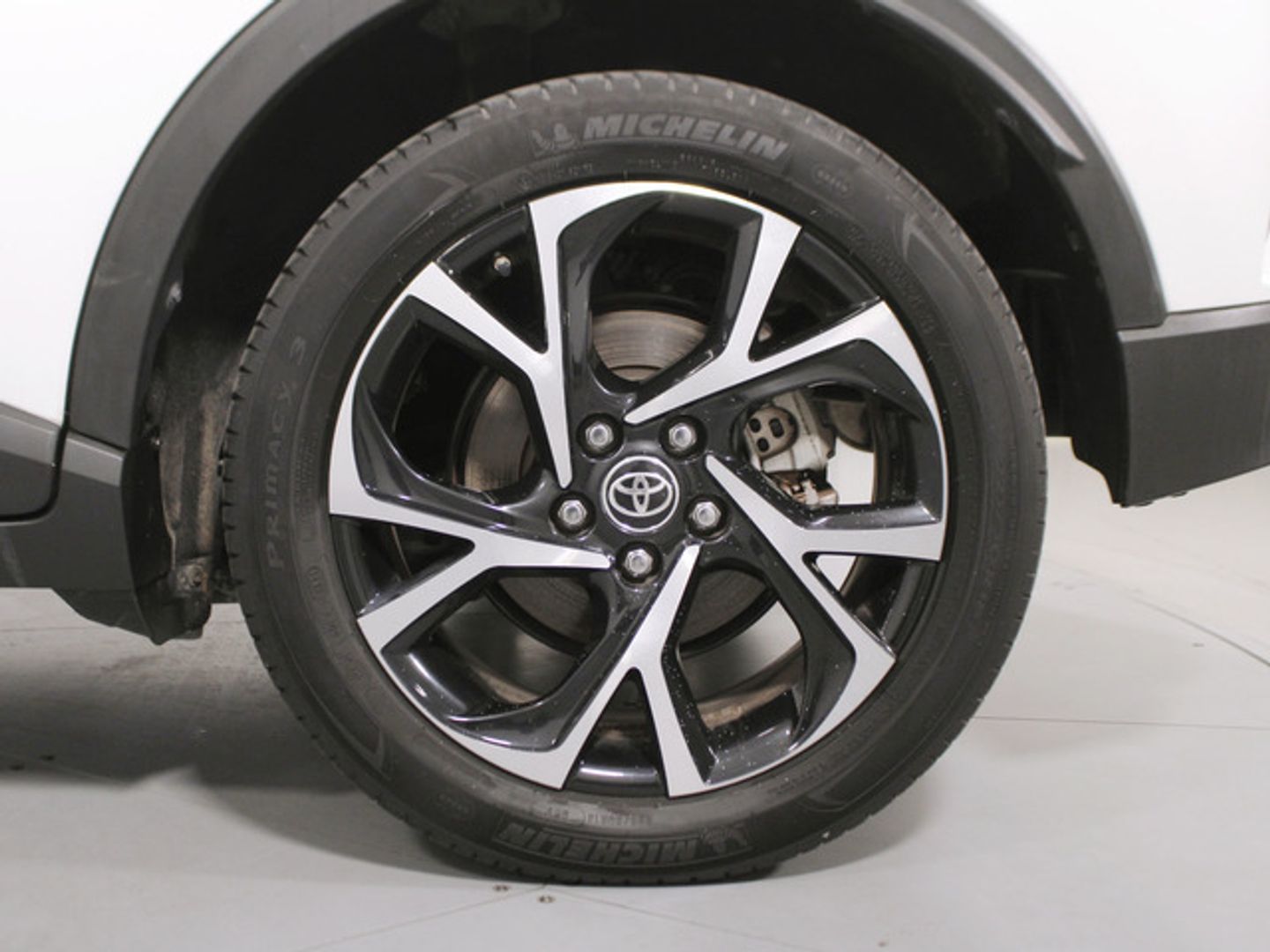 Toyota C-HR 1.8 125H Advance 90 kW (122 CV)