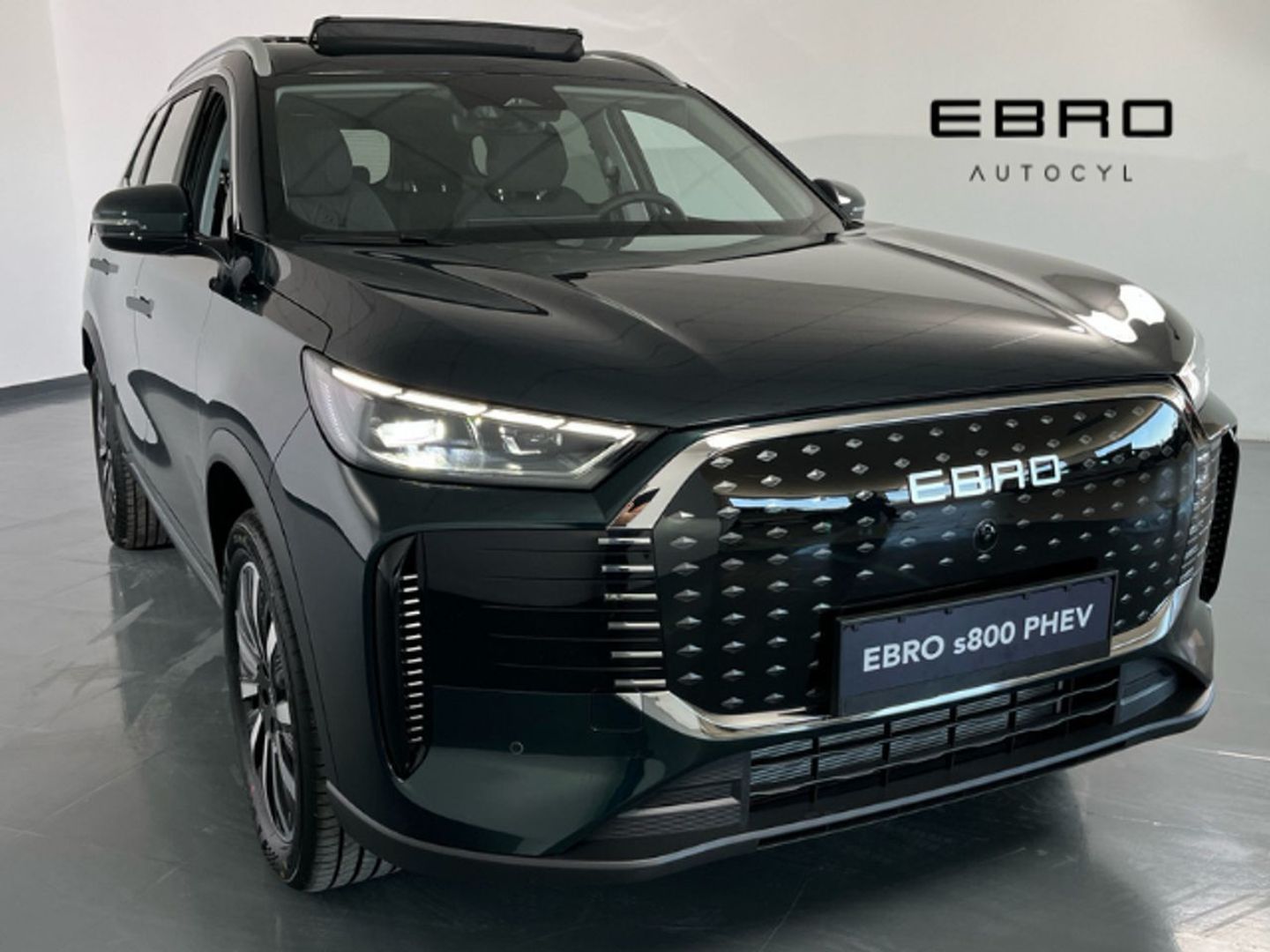 Ebro S800 1.5 TGDI PHEV Luxury E-CVT 255 kW (347 CV) Verde All Terrain / Pick-up