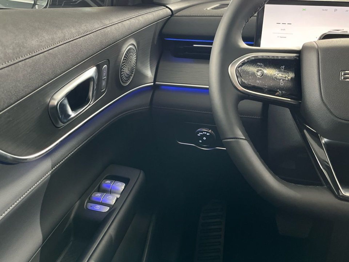 Ebro S800 1.5 TGDI PHEV Luxury E-CVT 255 kW (347 CV)