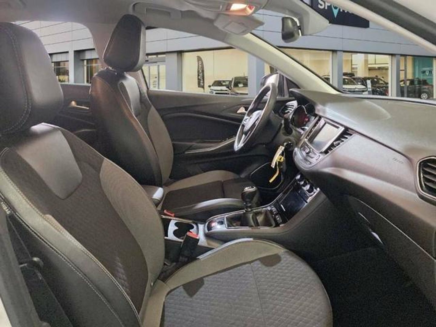 Opel Grandland X 1.2 Turbo Design & Tech 96 kW (130 CV)