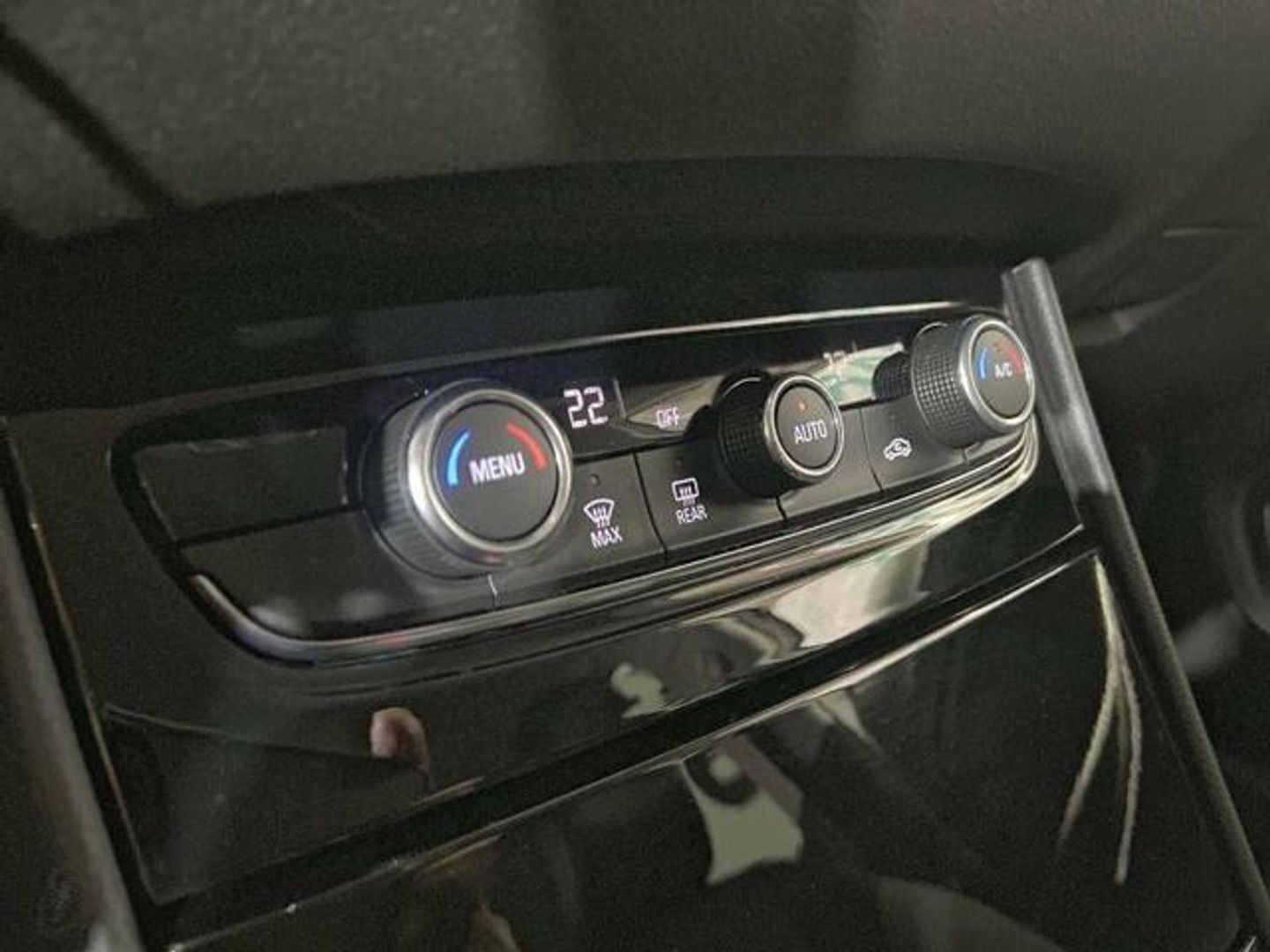Opel Grandland X 1.2 Turbo Design & Tech 96 kW (130 CV)
