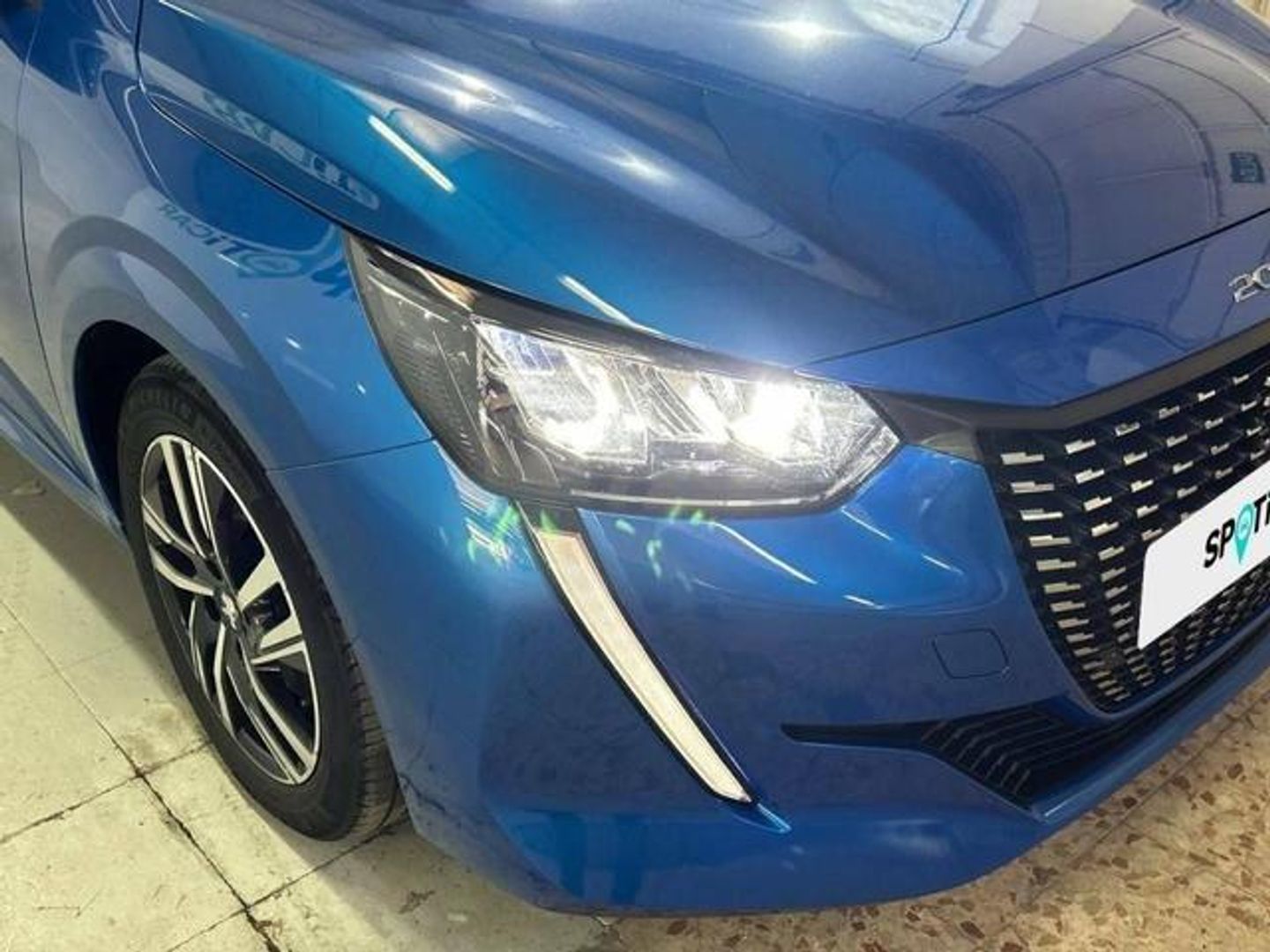 Peugeot 208 PureTech 100 Allure 75 kW (100 CV)