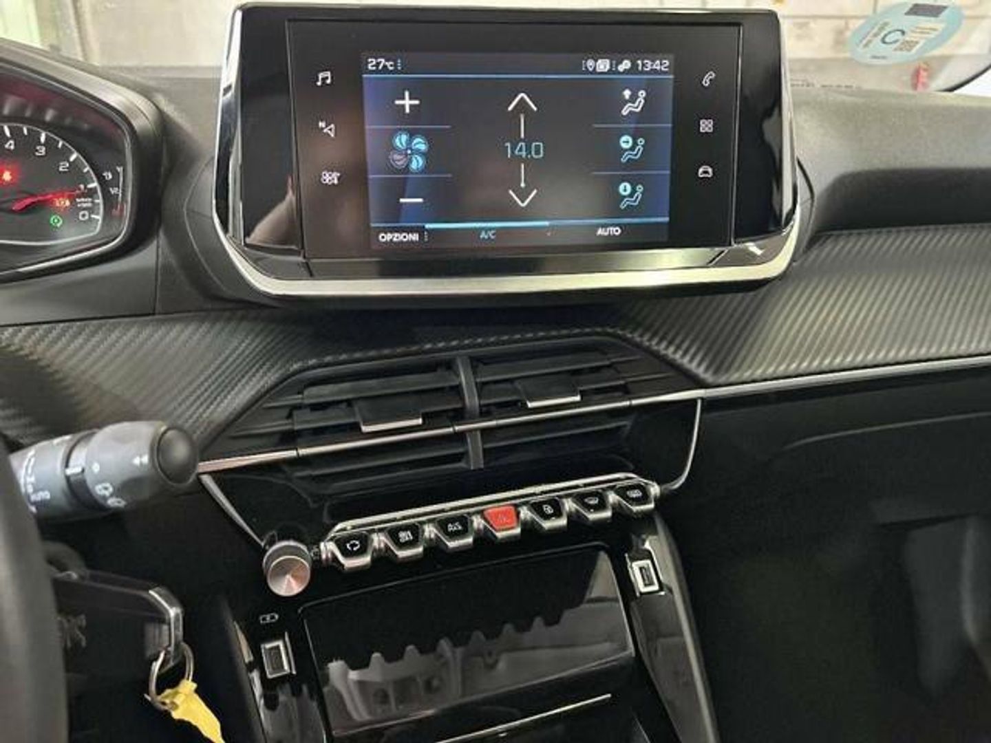 Peugeot 208 PureTech 100 Allure 75 kW (100 CV)