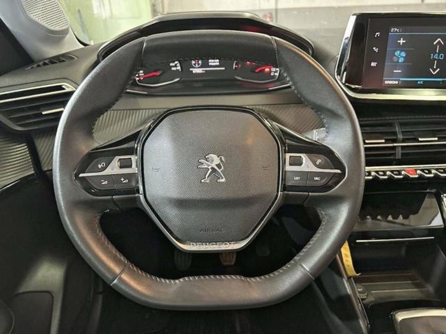 Peugeot 208 PureTech 100 Allure 75 kW (100 CV)