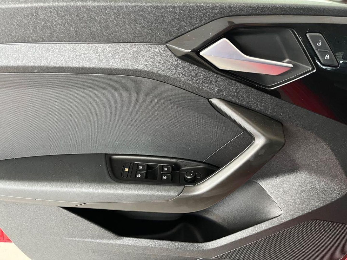 Audi A1 Sportback Advanced 25 TFSI 70 kW (95 CV)