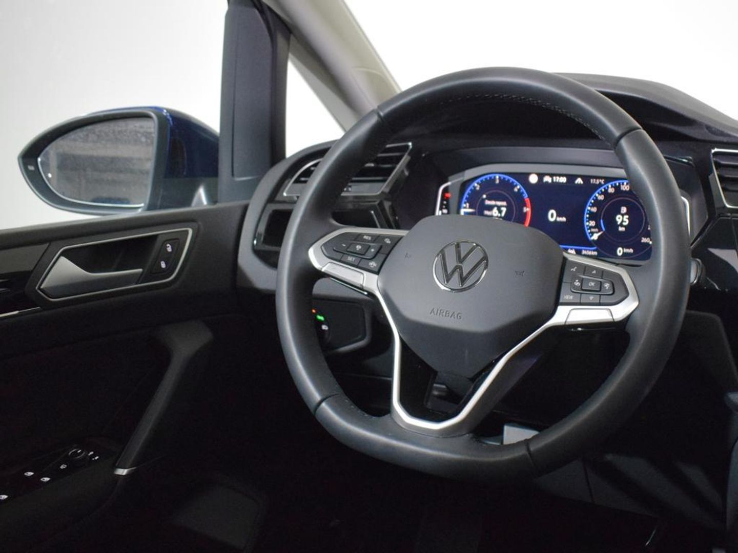 Volkswagen Touran R-Line 2.0 TDI 110 kW (150 CV) DSG