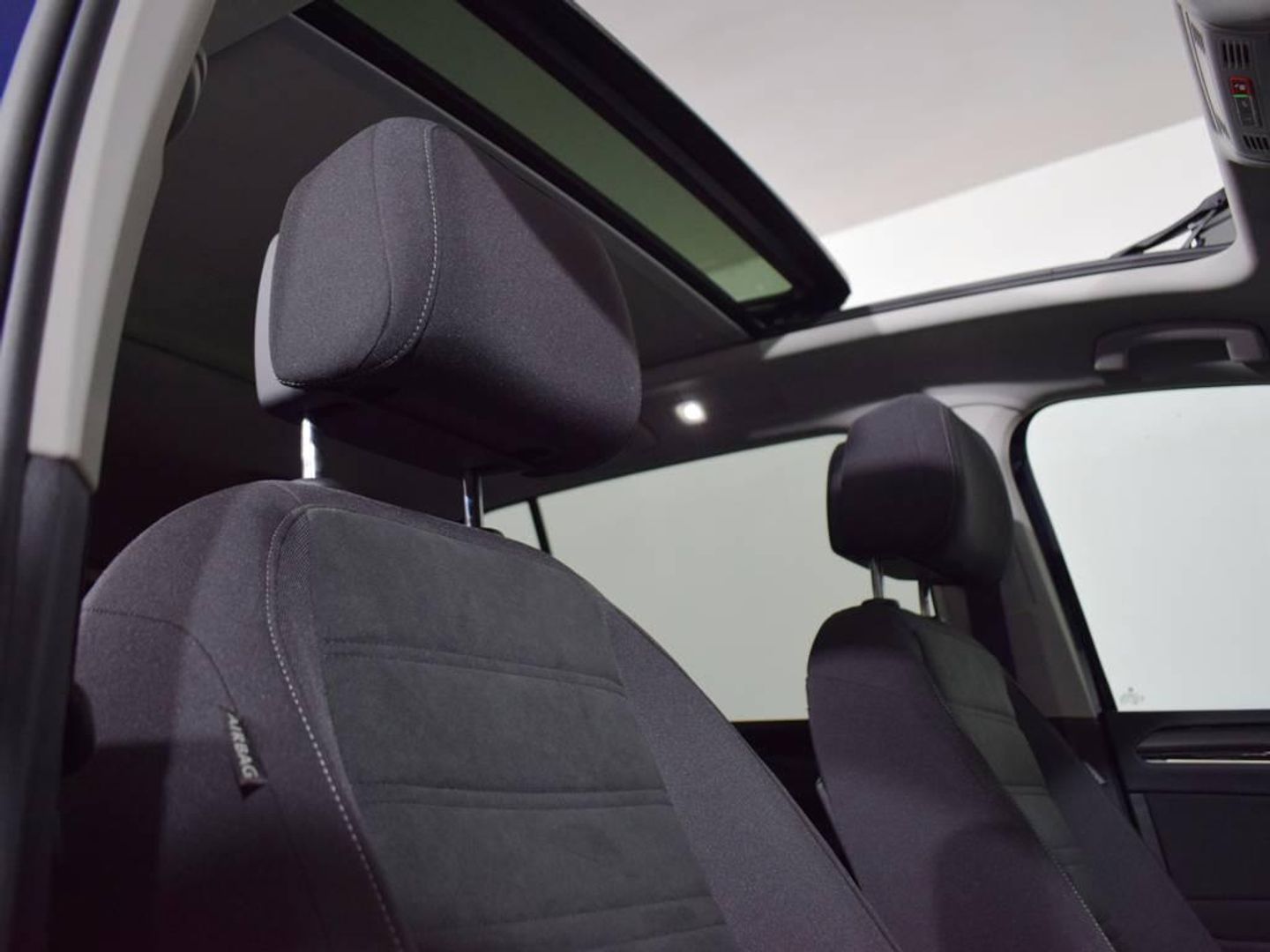 Volkswagen Touran R-Line 2.0 TDI 110 kW (150 CV) DSG