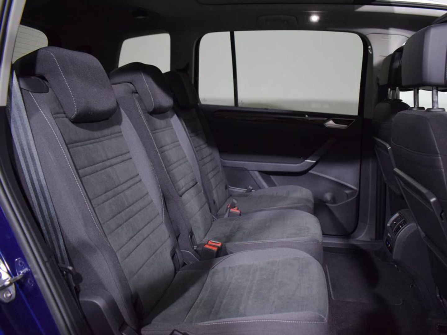 Volkswagen Touran R-Line 2.0 TDI 110 kW (150 CV) DSG