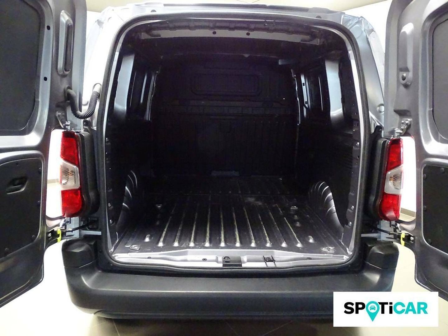 Opel Combo Cargo 1.5 Diesel L 1000kg 75 kW (102 CV)