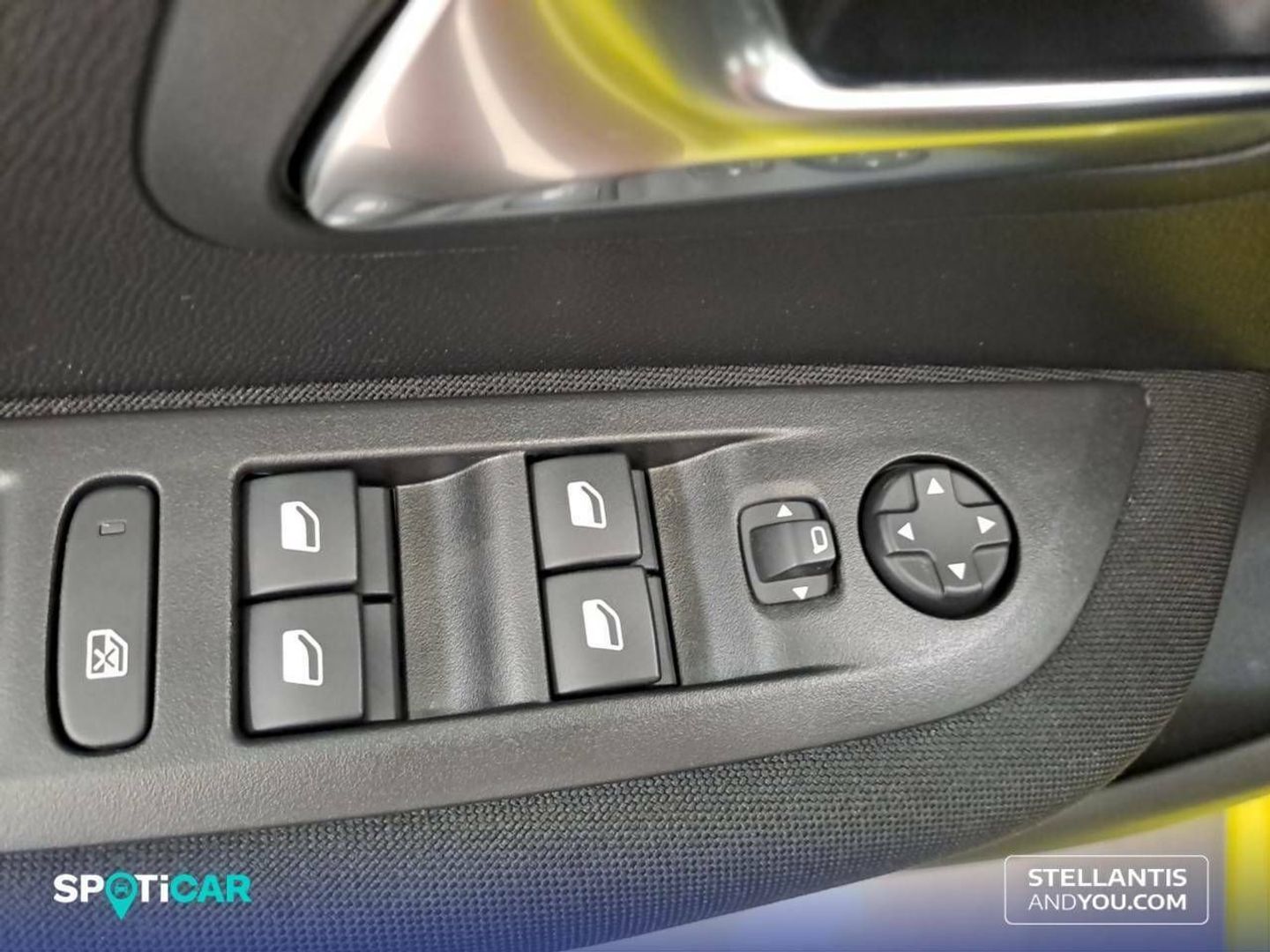 Peugeot 208 PureTech 100 Active 75 kW (100 CV)