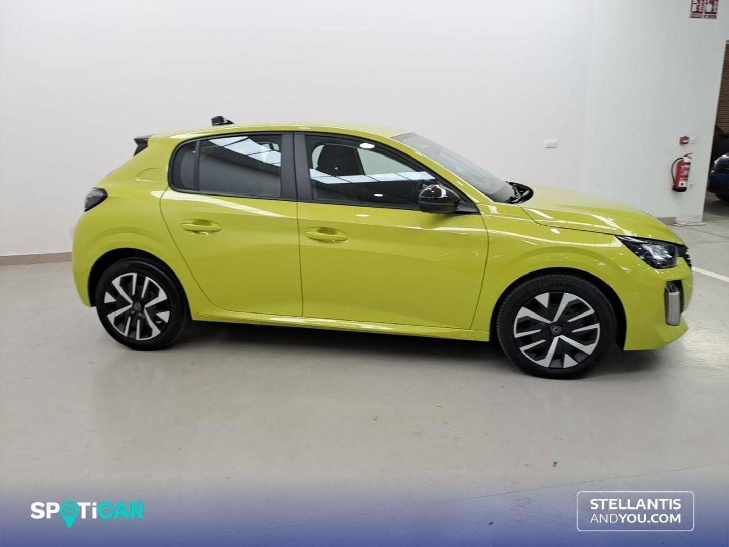 Peugeot 208 PureTech 100 Active 75 kW (100 CV)