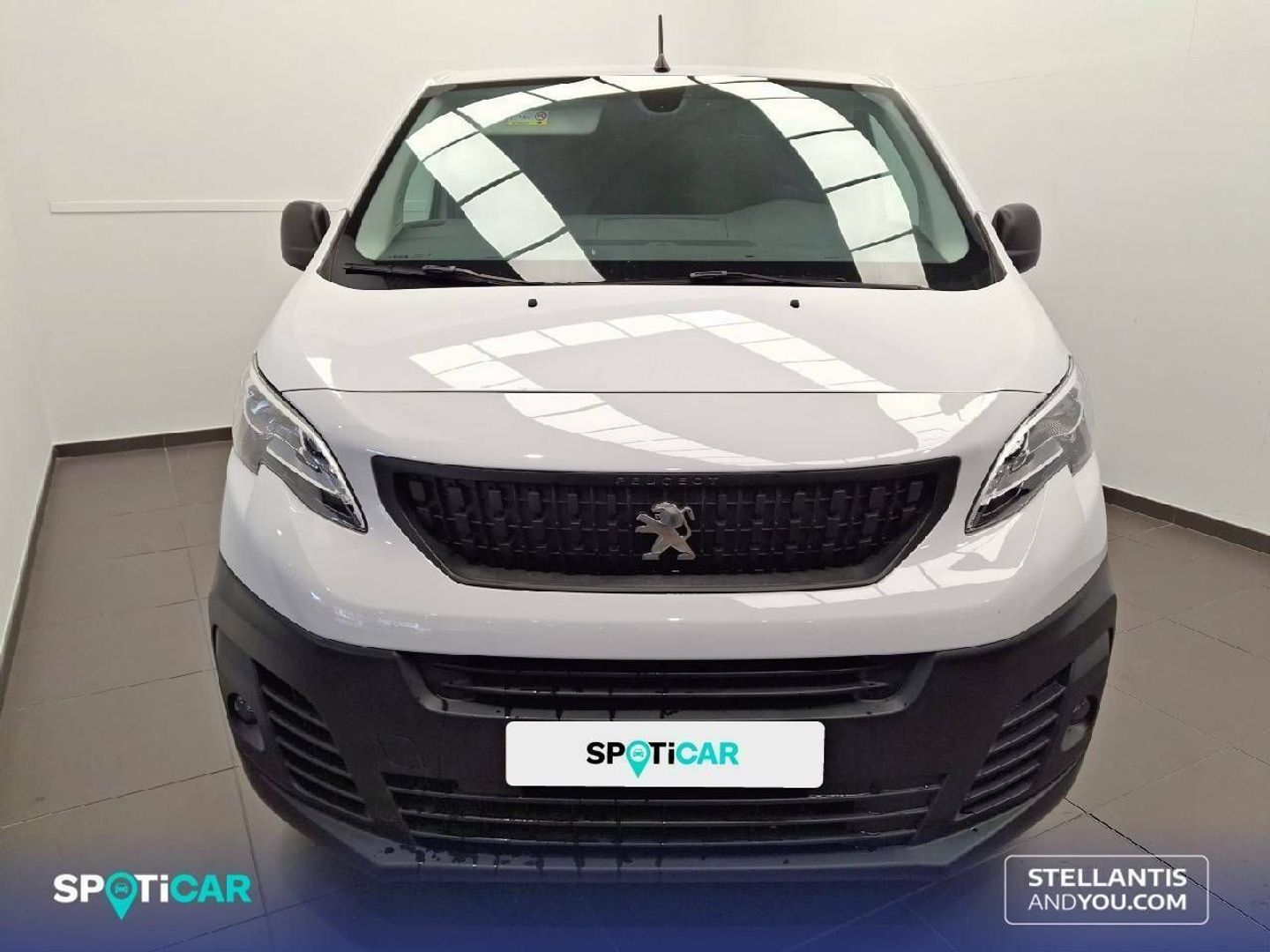 Peugeot e-Expert Furgón Eléctrico Standard 75kWh 100 kW (136 CV)