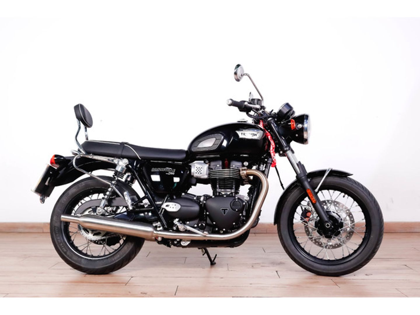 Triumph Bonneville T 100 Negro Motorcycle