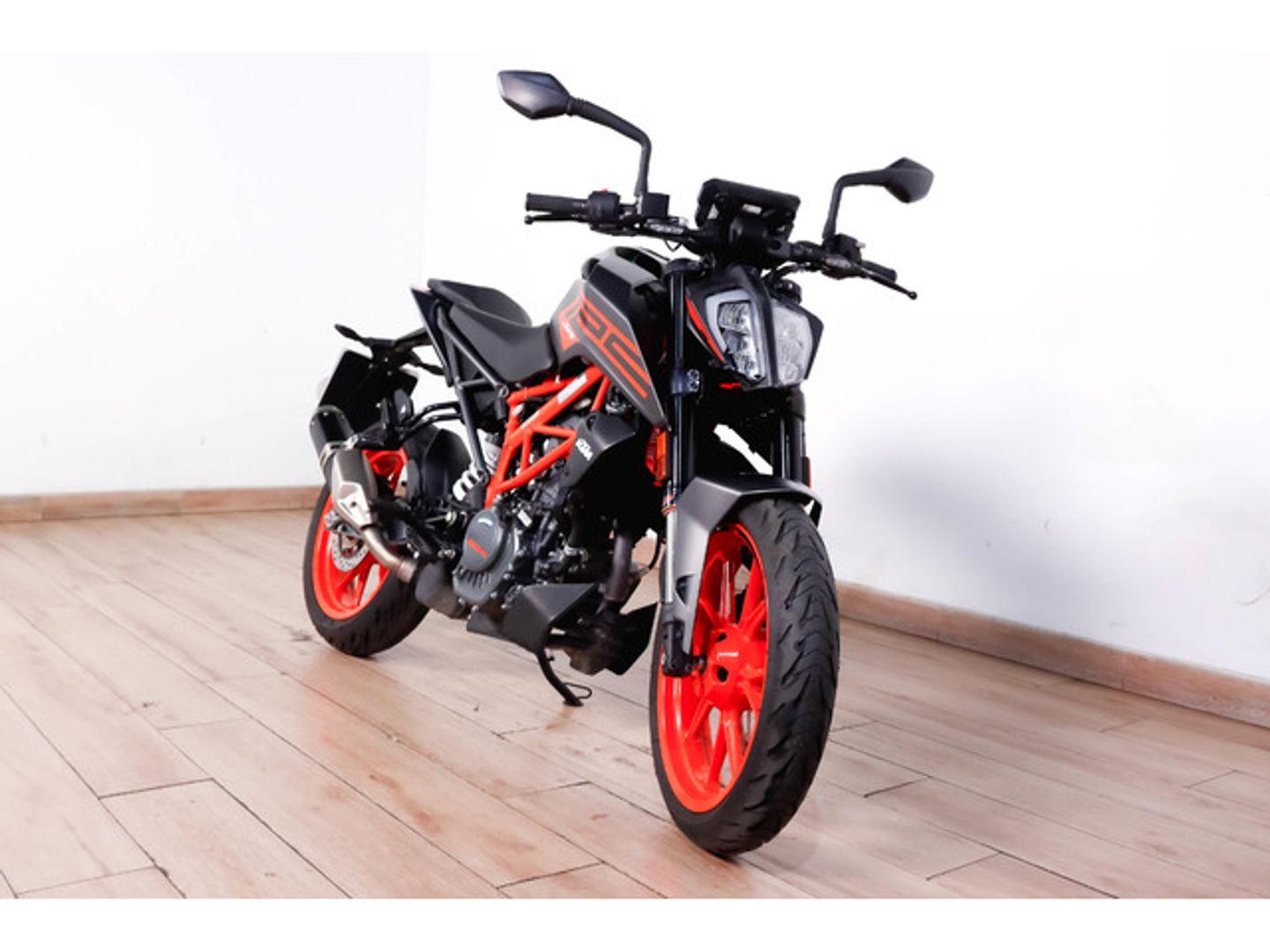 KTM Duke 125