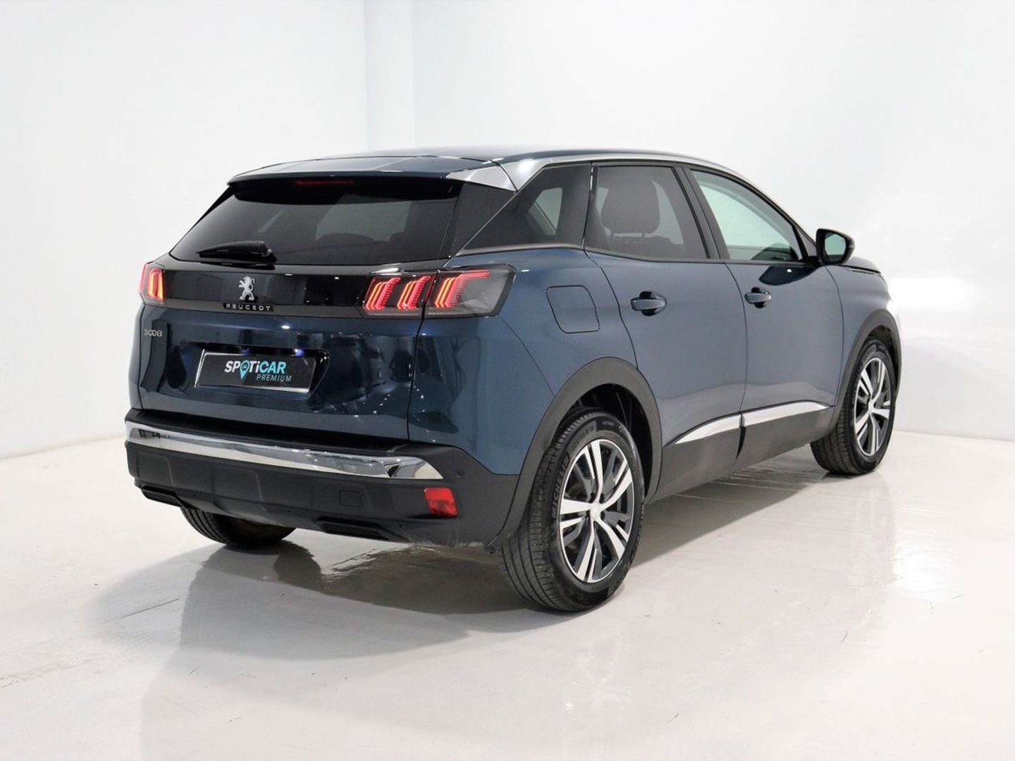 Peugeot 3008 PureTech 130 S&S Allure Pack EAT8 96 kW (130 CV)