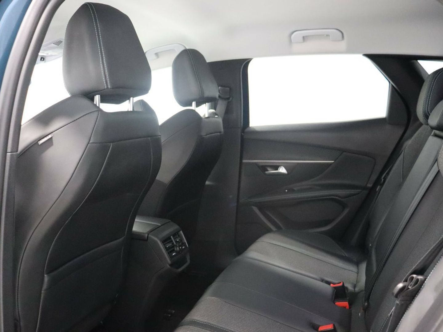 Peugeot 3008 PureTech 130 S&S Allure Pack EAT8 96 kW (130 CV)