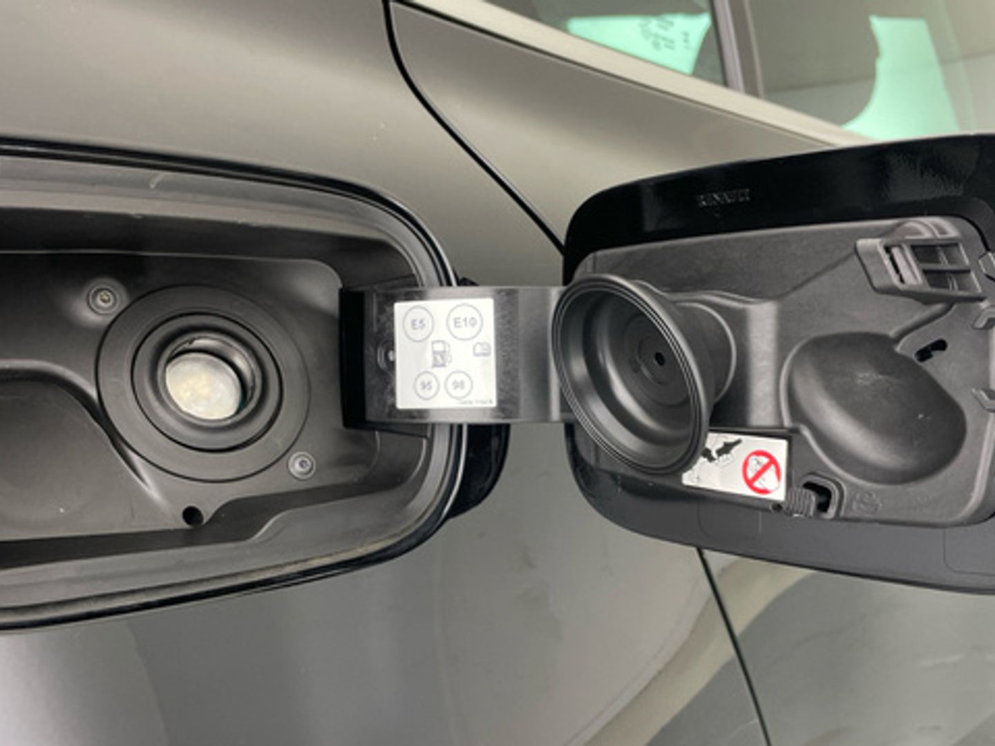 Renault Megane Sport Tourer Techno TCe 103 kW (140 CV) EDC GPF
