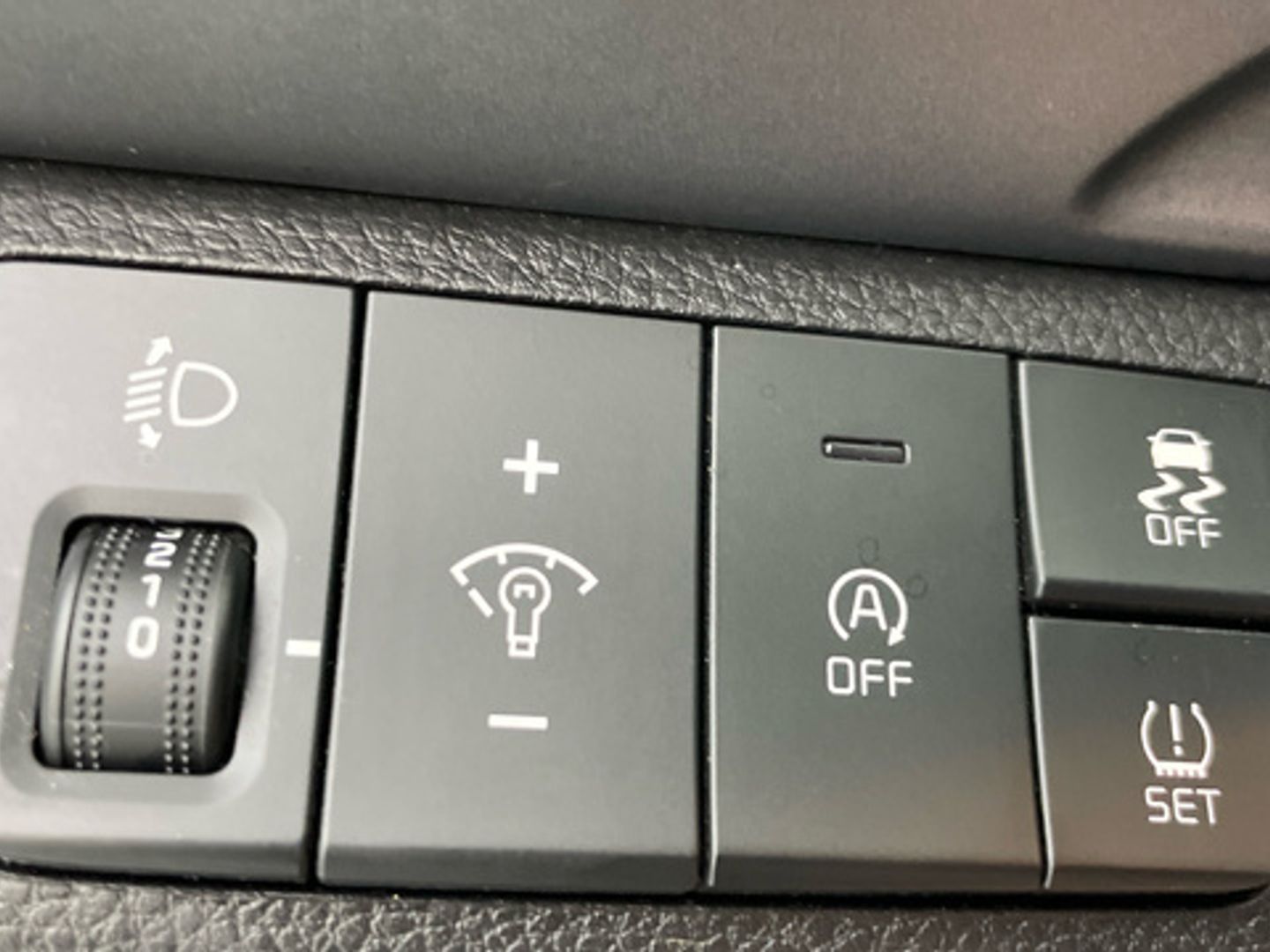 Kia Stonic 1.0 T-GDi MHEV Drive iMT 74 kW (100 CV)