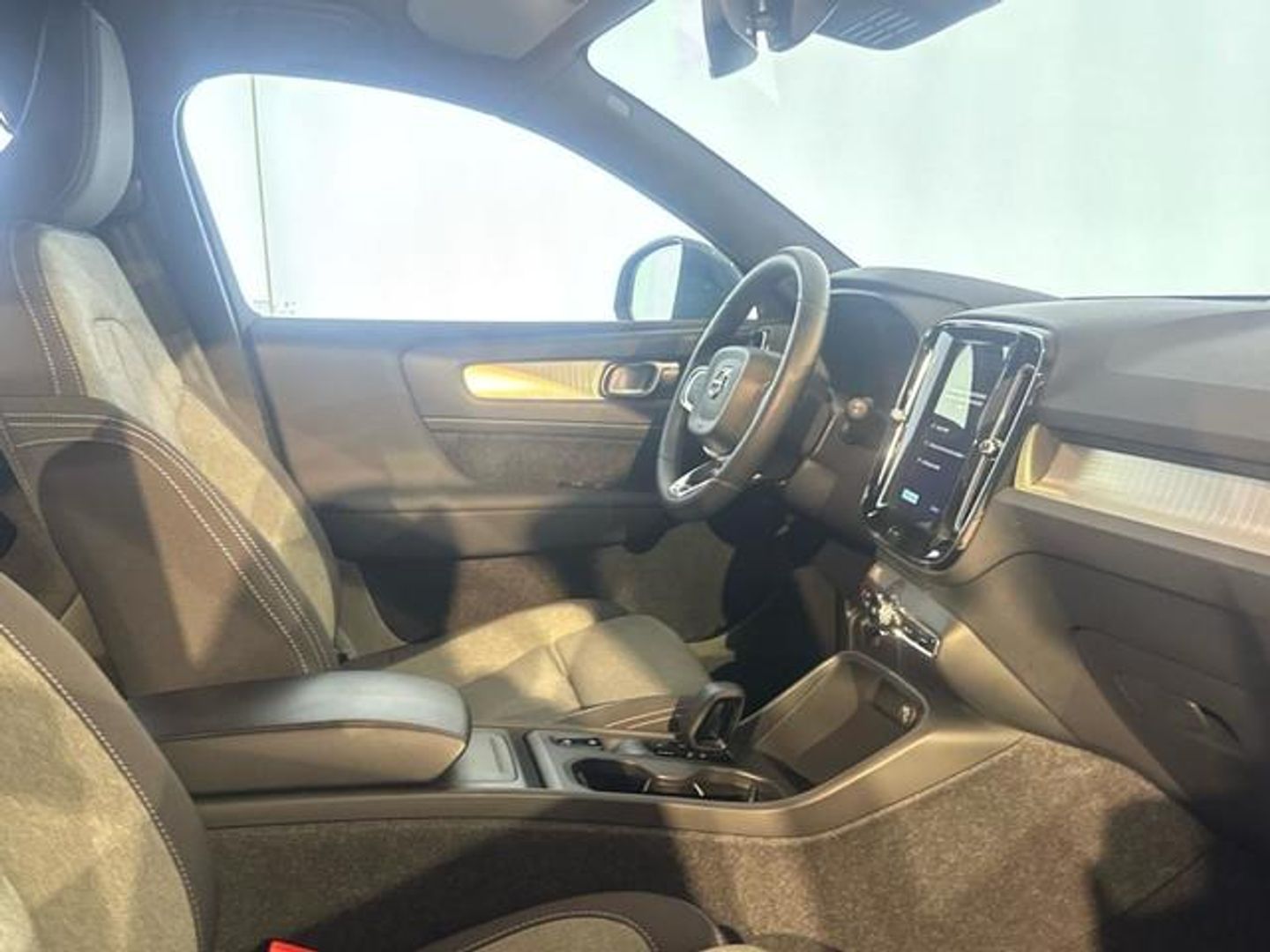 Volvo XC40 B3 G Core Auto 120 kW (163 CV)