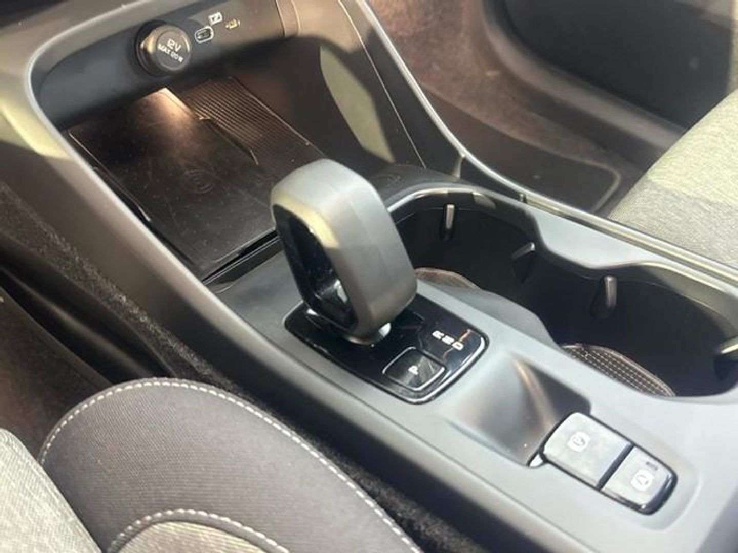 Volvo XC40 B3 G Core Auto 120 kW (163 CV)