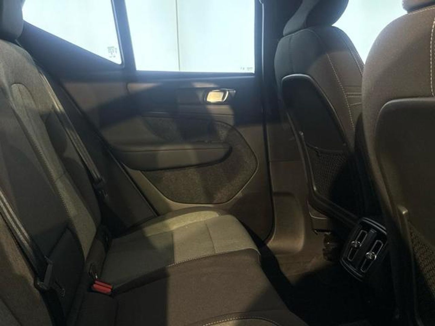 Volvo XC40 B3 G Core Auto 120 kW (163 CV)