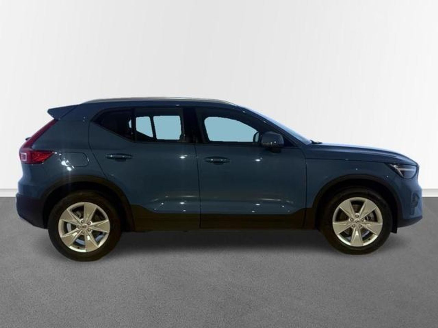 Volvo XC40 B3 G Core Auto 120 kW (163 CV)