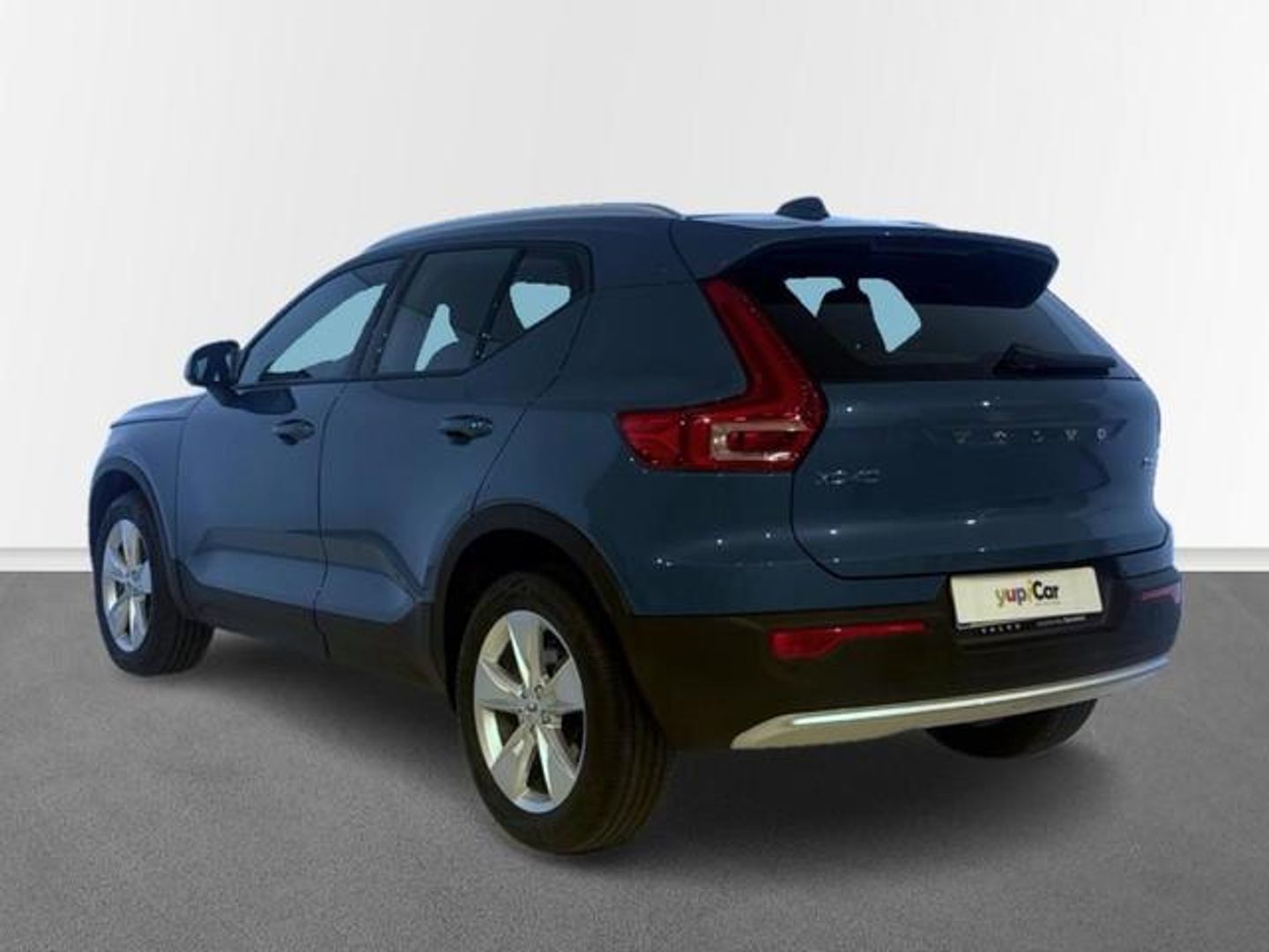 Volvo XC40 B3 G Core Auto 120 kW (163 CV)