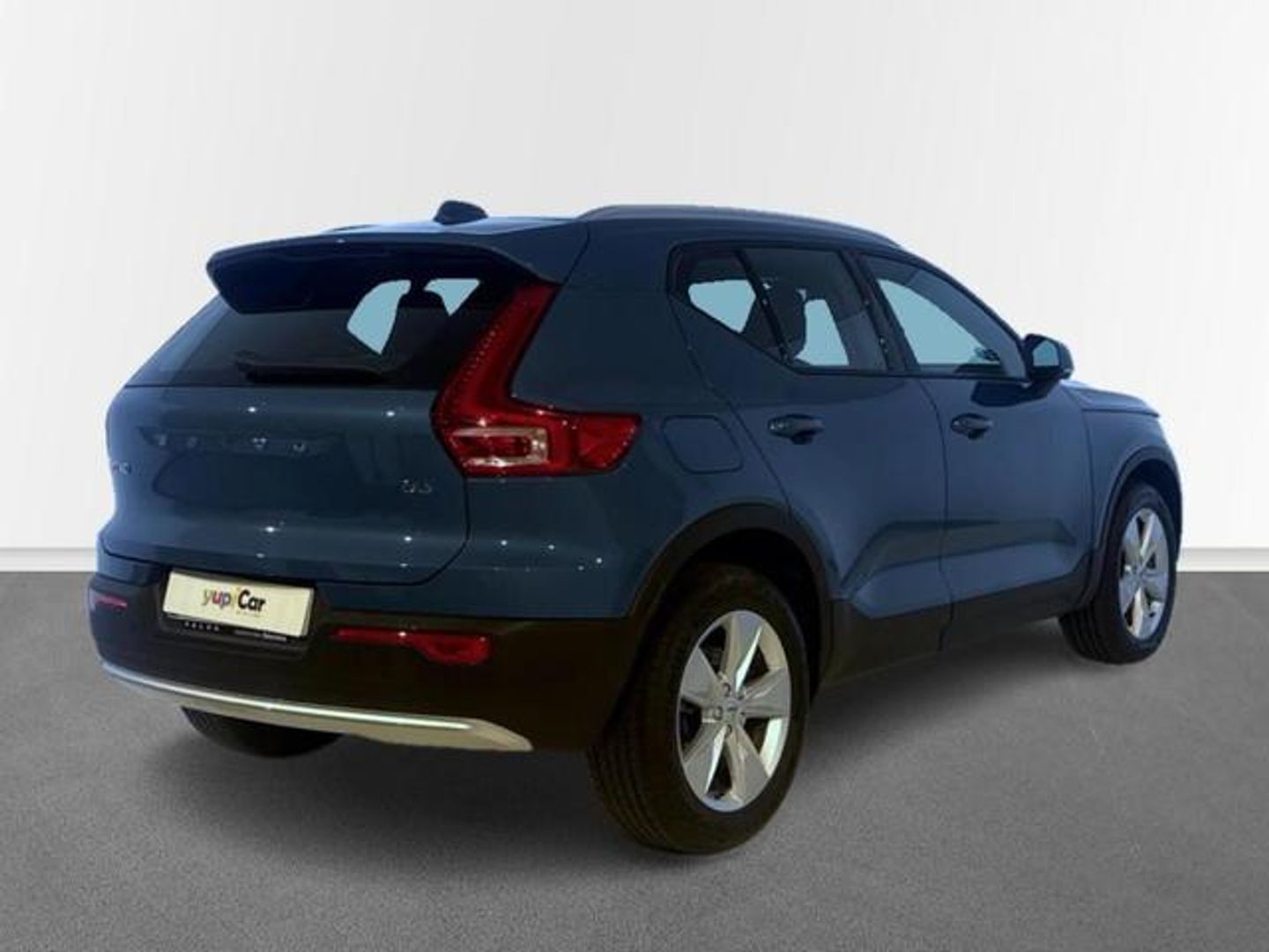 Volvo XC40 B3 G Core Auto 120 kW (163 CV)
