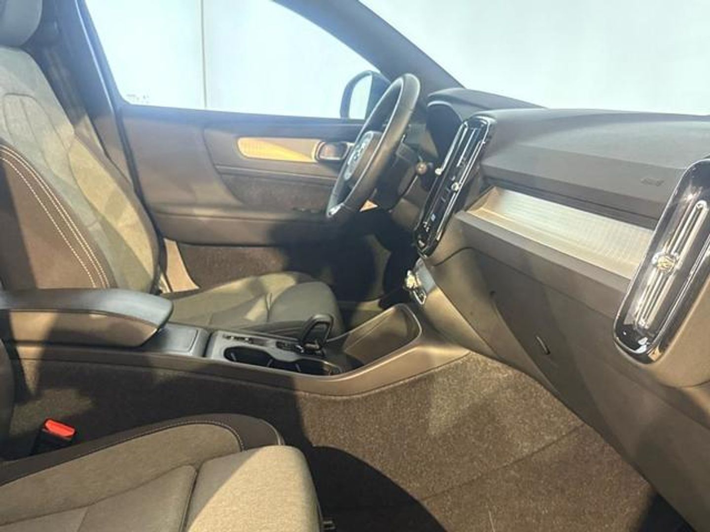 Volvo XC40 B3 G Core Auto 120 kW (163 CV)