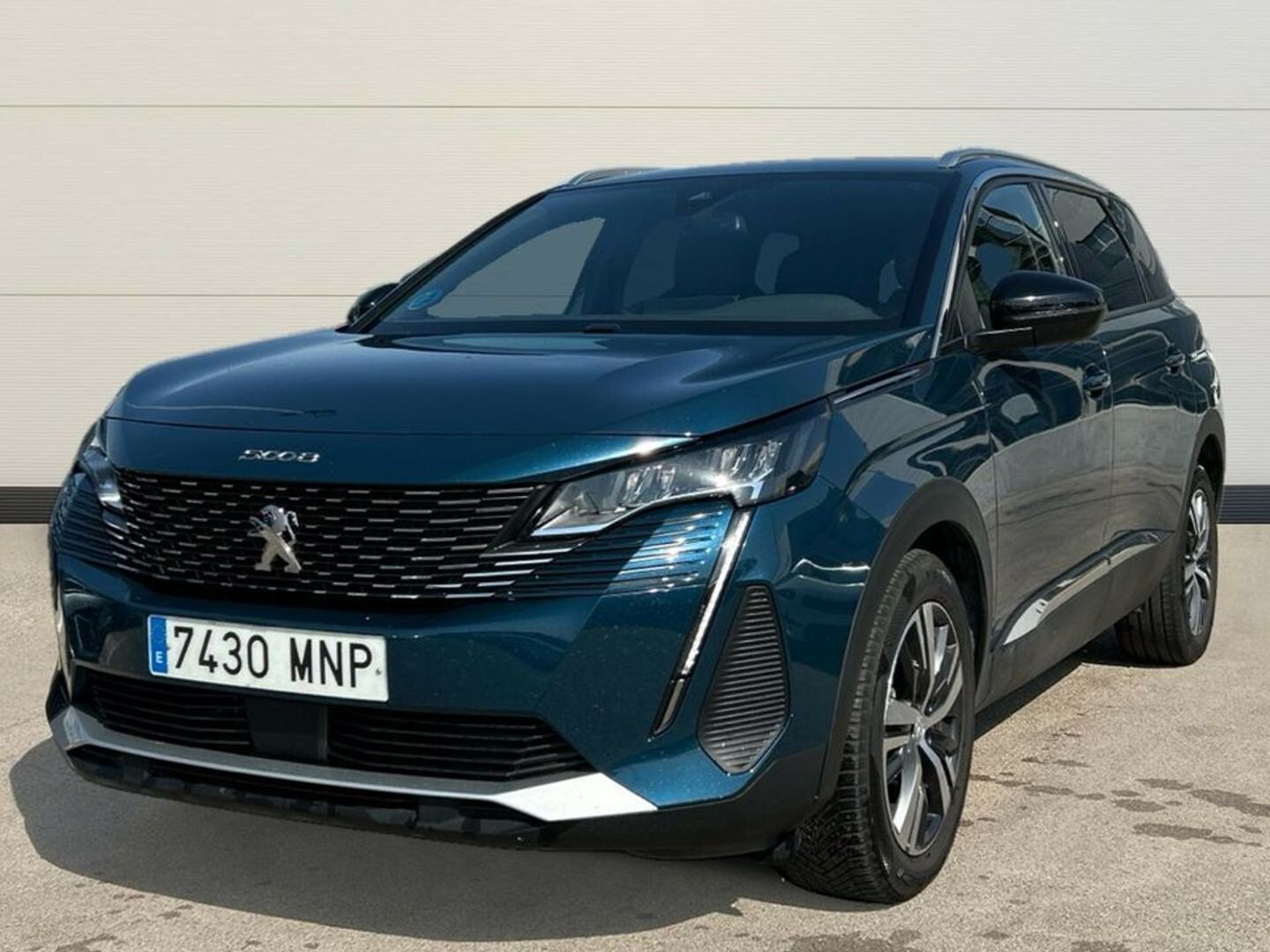 Peugeot 5008 Hybrid 1.2 Allure Pack eDCS6 100 kW (136 CV)