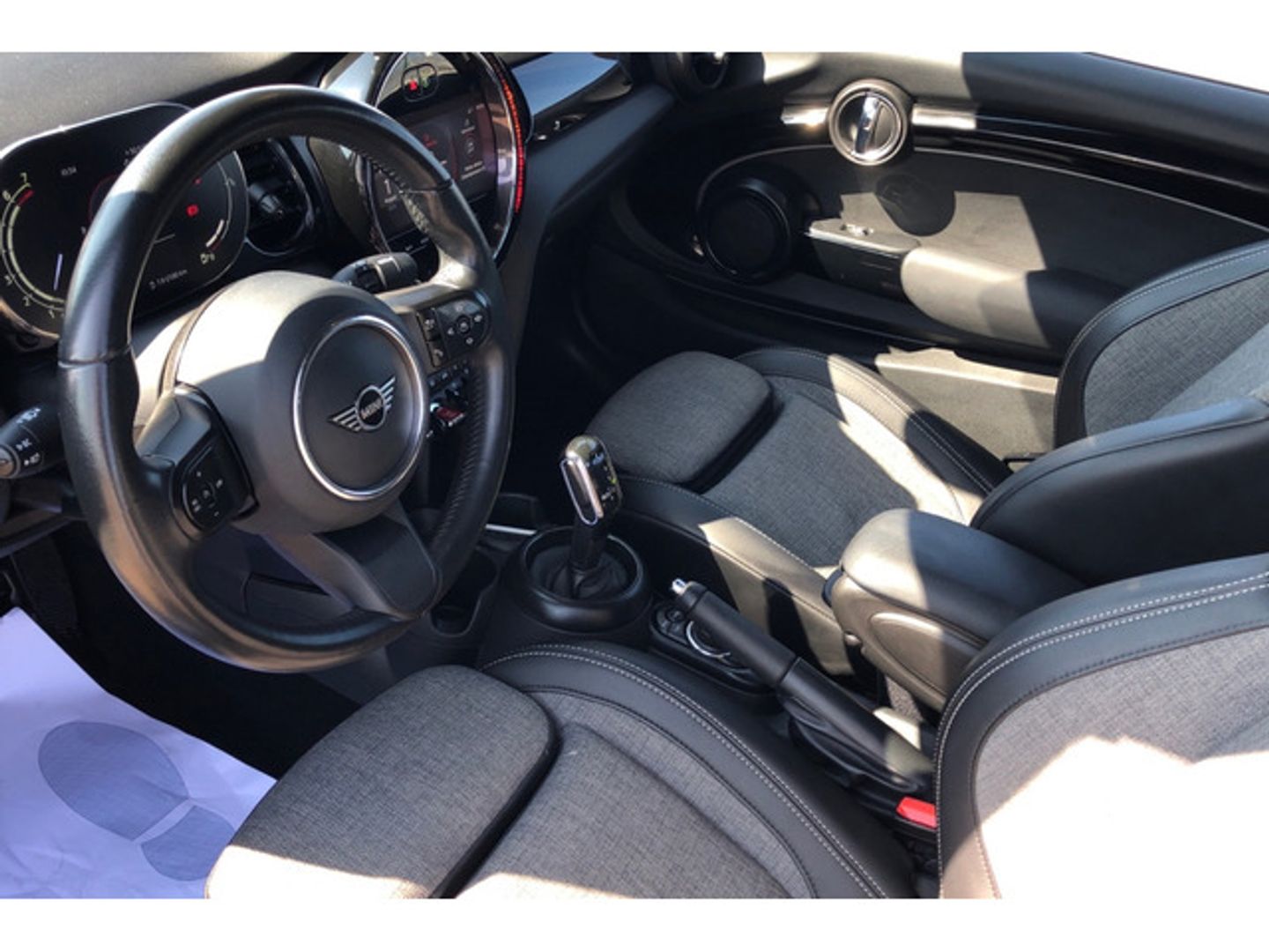 MINI MINI Cabrio Cooper 100 kW (136 CV)