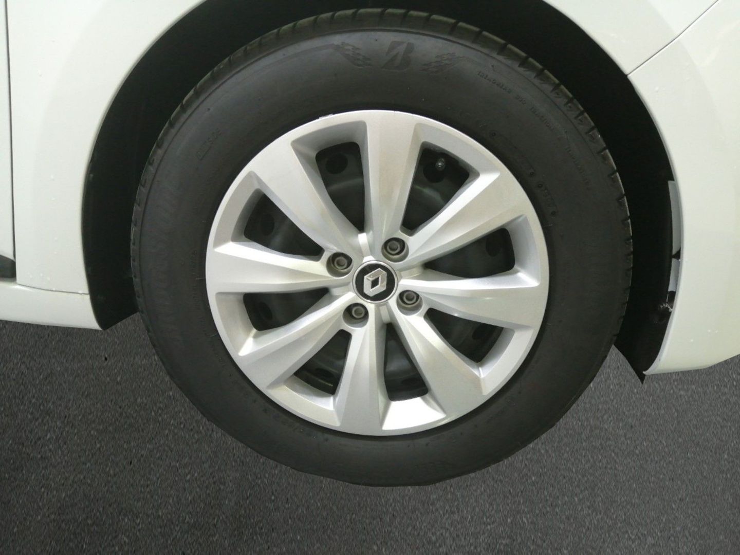 Renault Clio Authentique SCe 48 kW (65 CV)