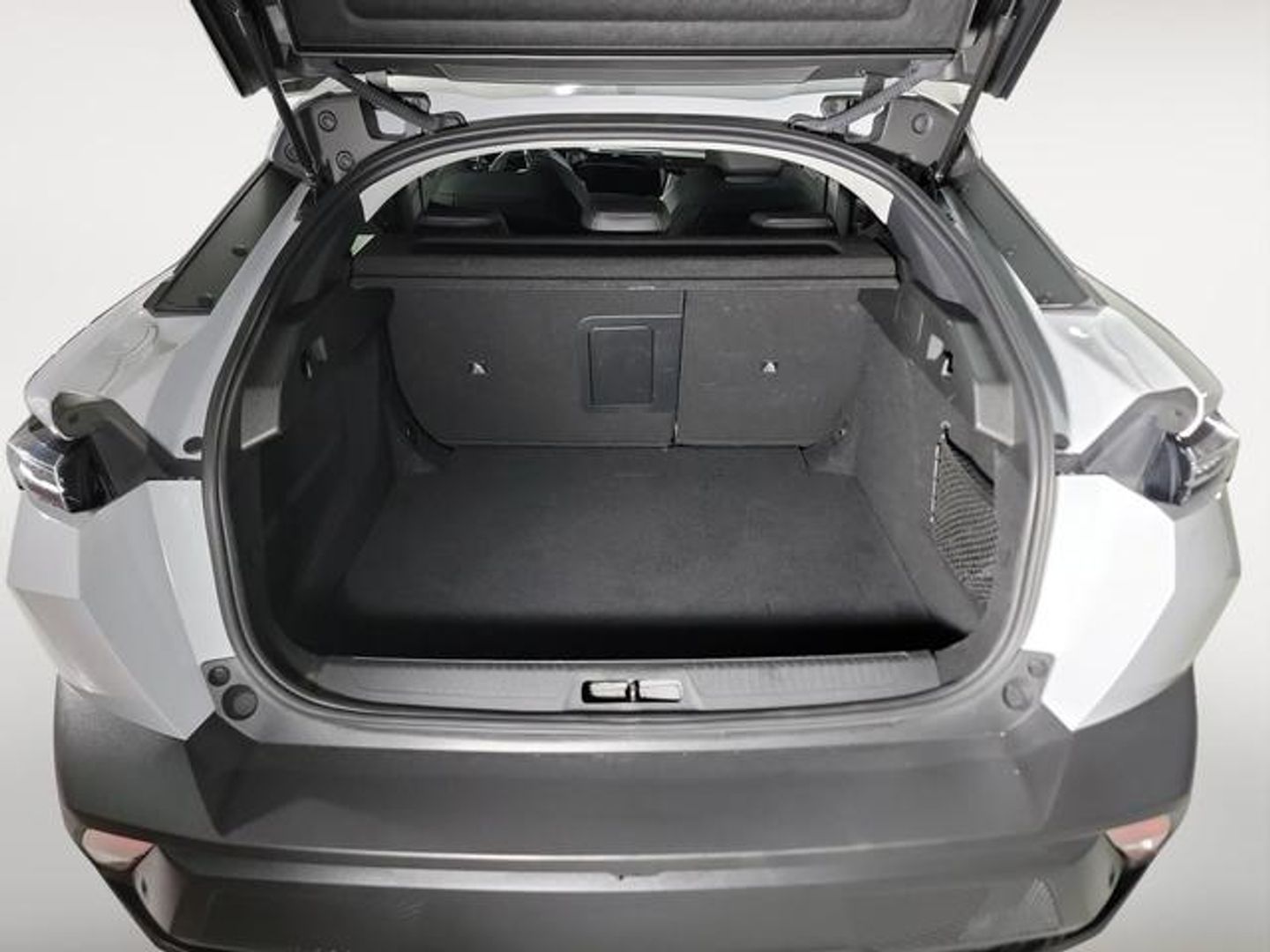 Peugeot 408 Allure Hybrid 145 eDCS6 107 kW (145 CV)