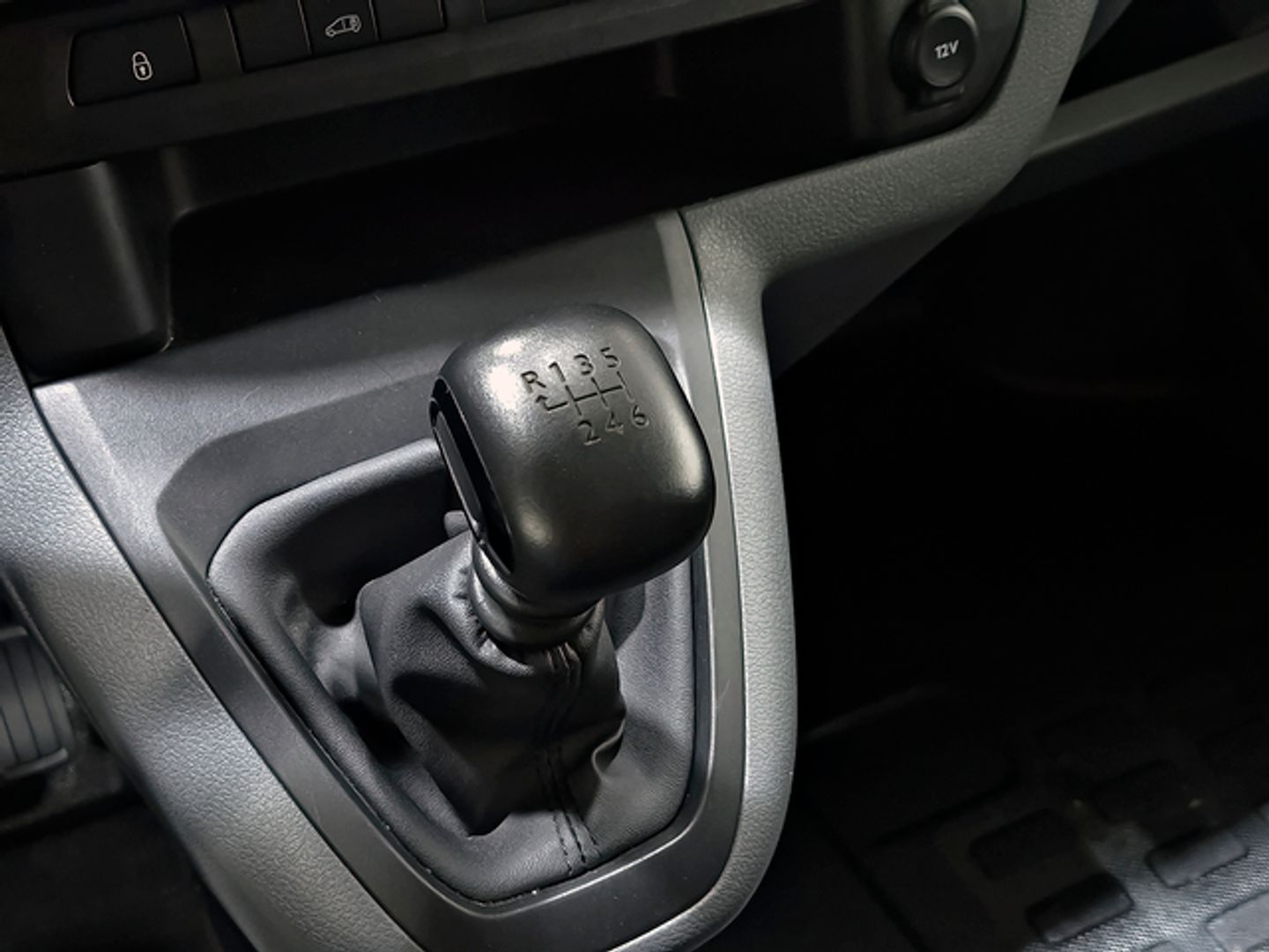 Citroen Jumpy Furgon BlueHDI 120 Talla M Control 88 kW (120 CV)