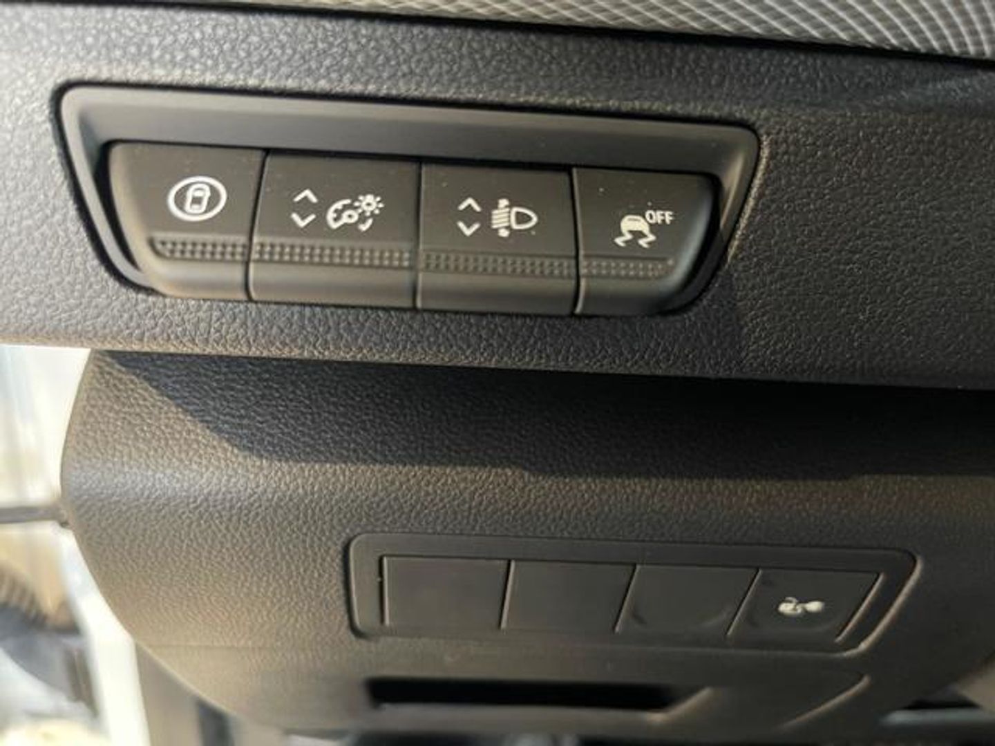 Nissan Townstar Furgon 45kWh L1 N-Connecta 90 kW (122 CV) Blanco Industrial