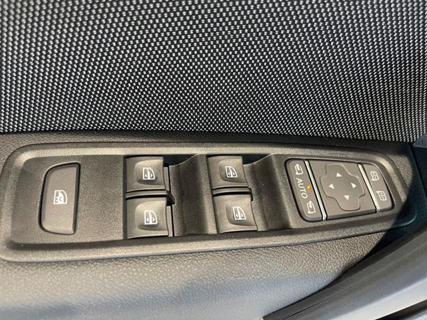 Nissan Townstar Furgon 45kWh L1 N-Connecta 90 kW (122 CV) Blanco Industrial