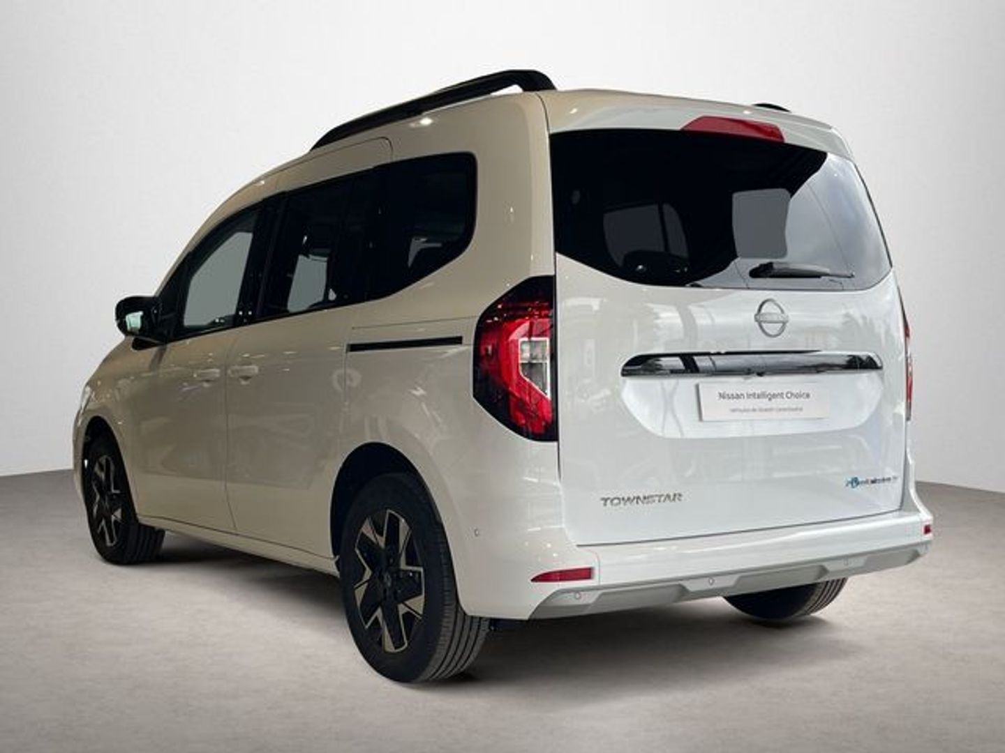 Nissan Townstar Furgon 45kWh L1 N-Connecta 90 kW (122 CV) Blanco Industrial