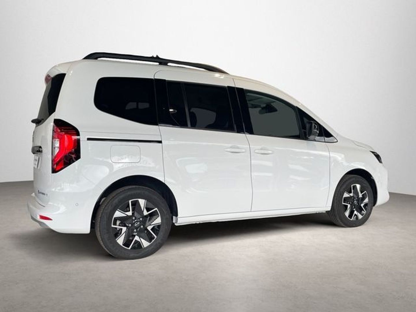 Nissan Townstar Furgon 45kWh L1 N-Connecta 90 kW (122 CV) Blanco Industrial