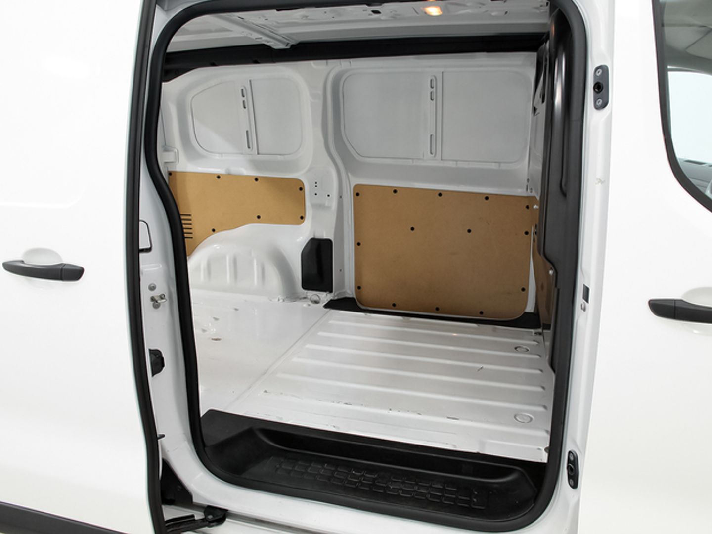 Peugeot Expert Furgon BlueHDi 100 Standard 75 kW (102 CV)