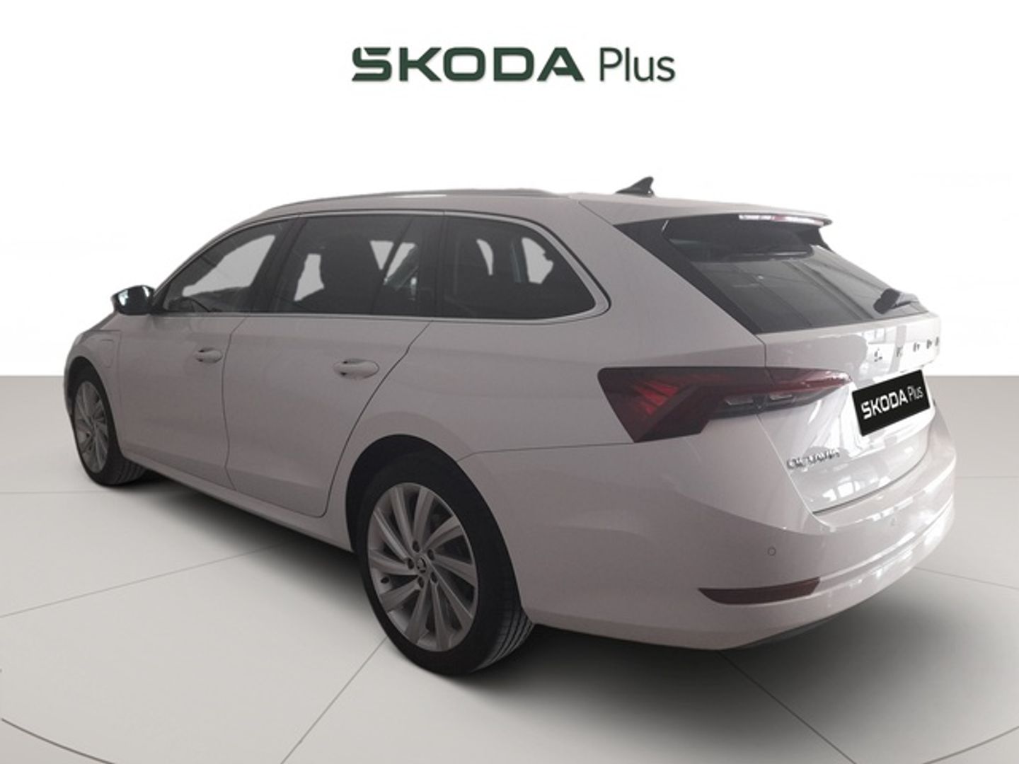 Skoda Octavia Combi 1.4 TSI iV P-HEV Selection DSG 150 kW (204 CV)