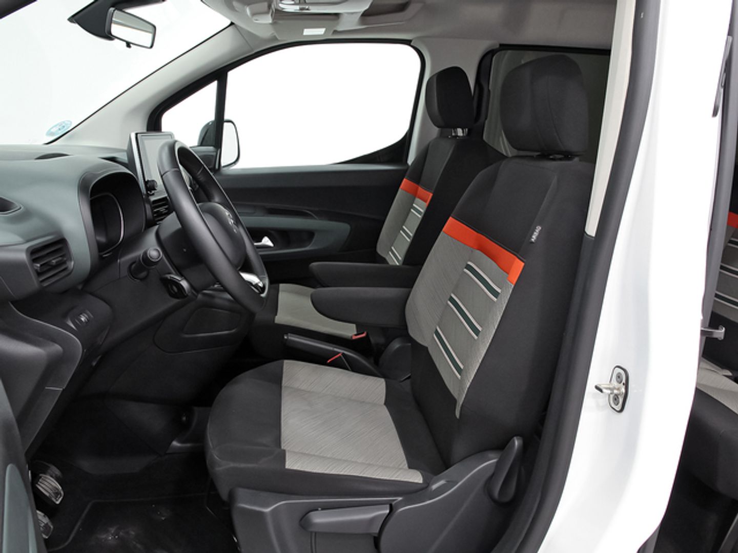 Citroen Berlingo BlueHDi 100 S&S Talla M Shine 75 kW (102 CV) Blanco Industrial