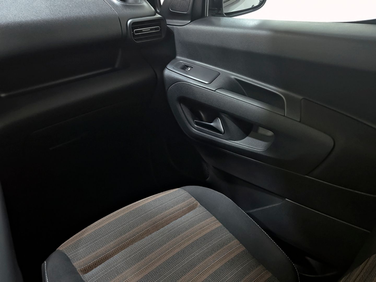 Opel Combo Life 1.5 TD Elegance Plus L 96 kW (131 CV)