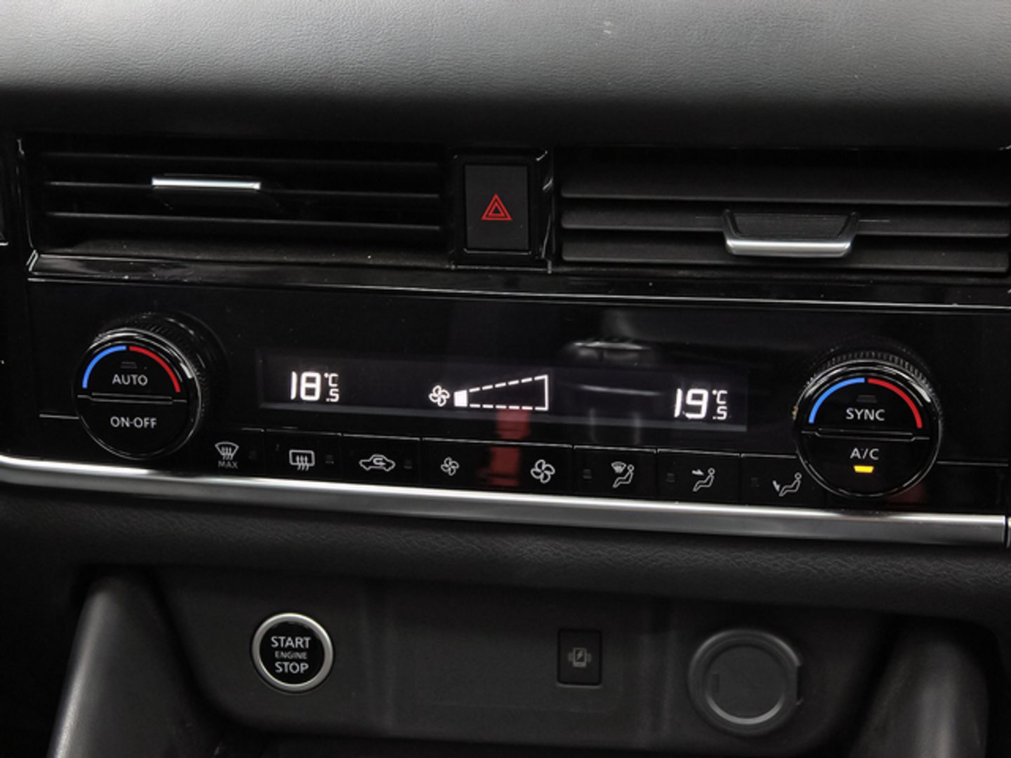 Nissan Qashqai DIG-T 140 mHEV N-Connecta 4x2 103 kW (140 CV)