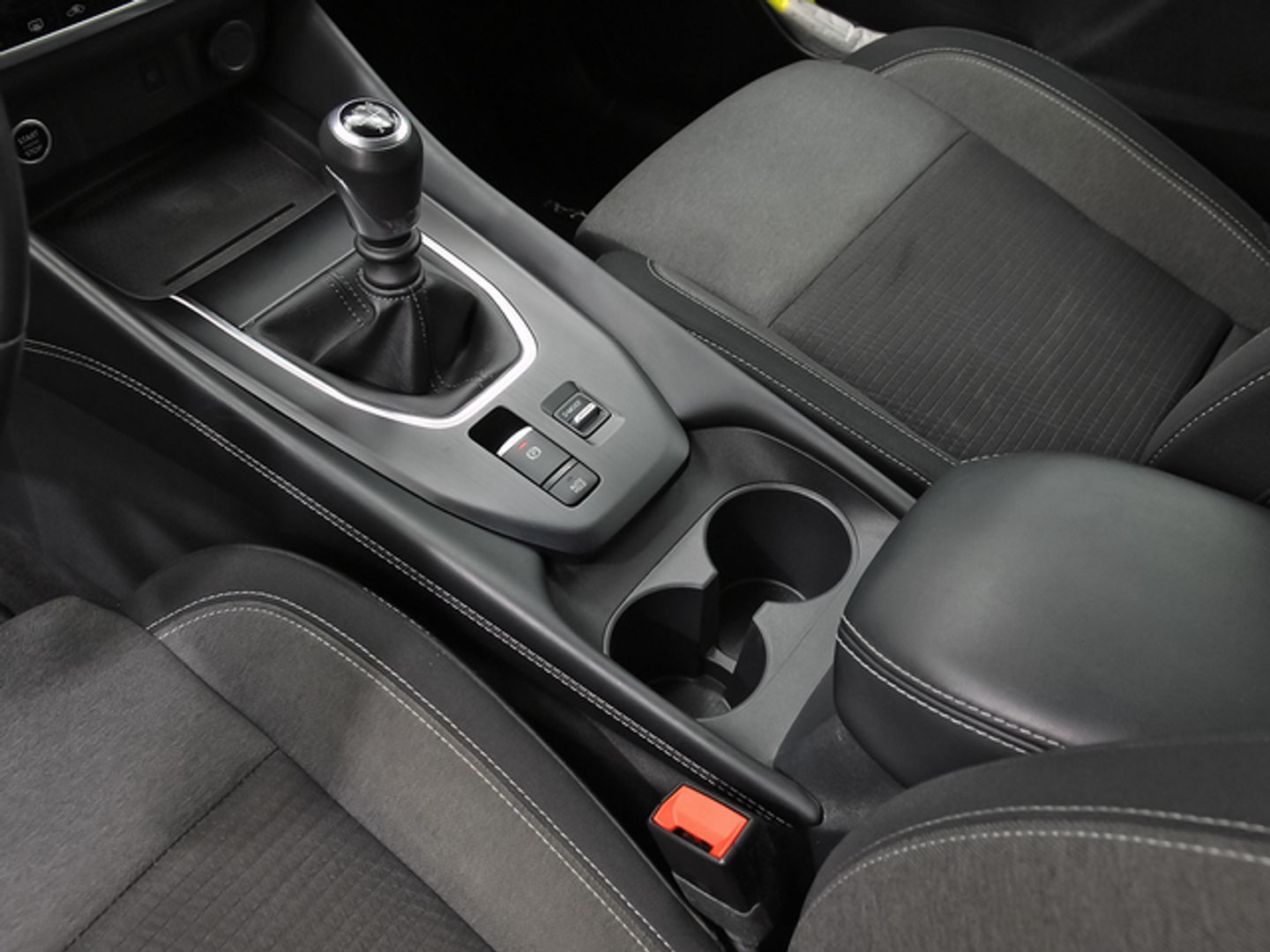 Nissan Qashqai DIG-T 140 mHEV N-Connecta 4x2 103 kW (140 CV)