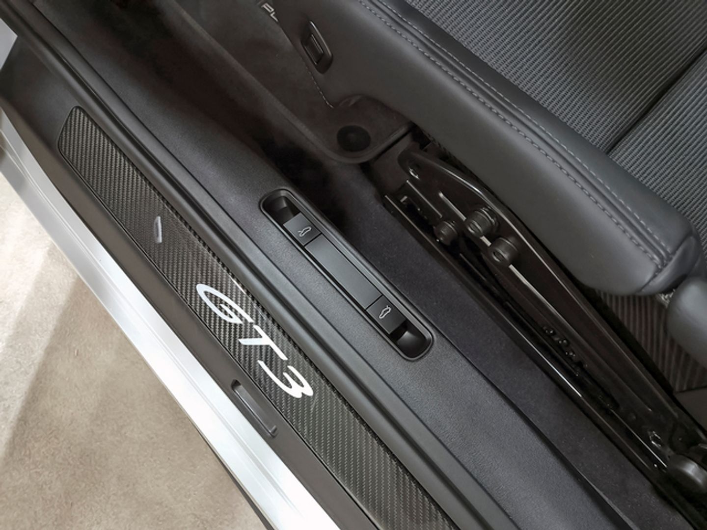 Porsche 911 GT3 Pack Touring 375 kW (510 CV)