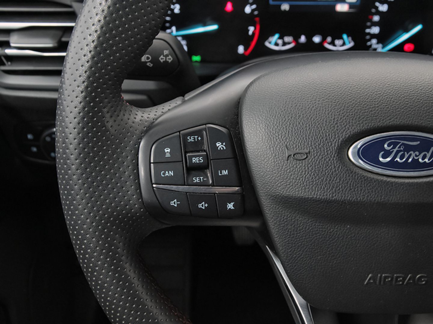 Ford Focus 1.0 Ecoboost MHEV ST-Line 92 kW (125 CV)