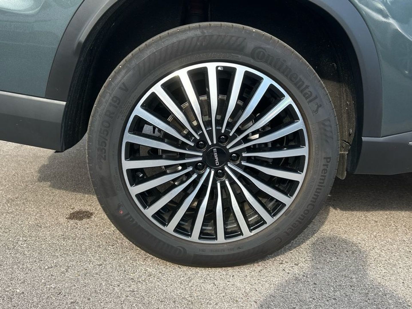 Ebro S800 1.6 TGDI Luxury DCT 108 kW (147 CV)